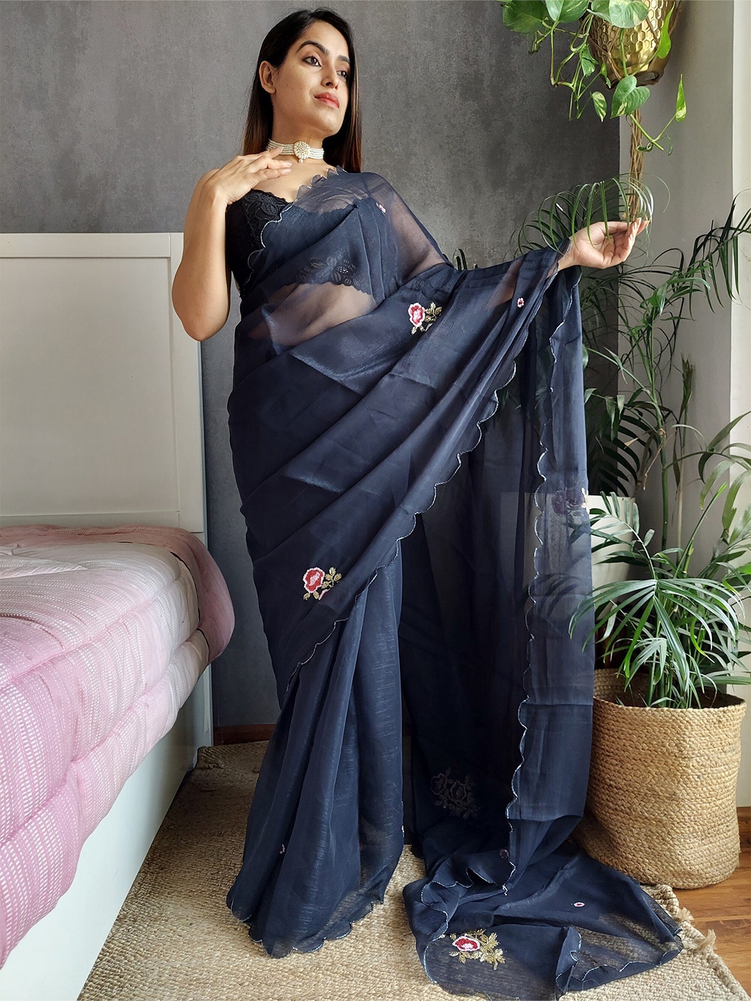 

Anouk Floral Embroidered Organza Saree, Navy blue