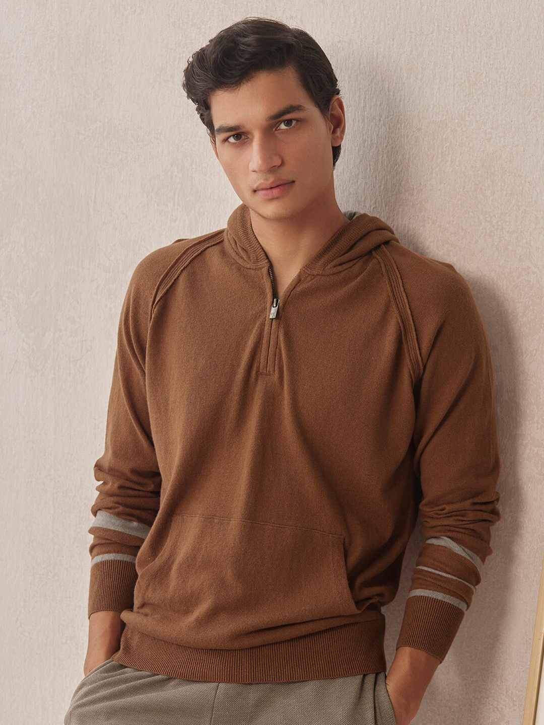 

Andamen Hooded Cotton Sweatshirt, Brown