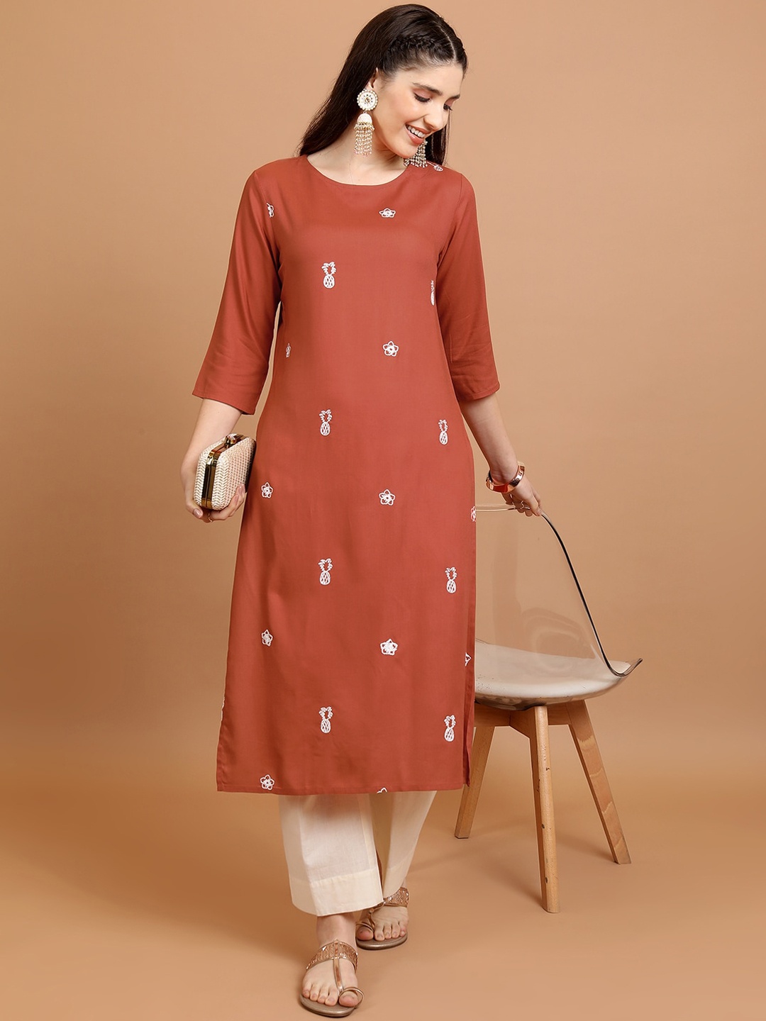 

Vishudh Rust Floral Printed Straight Kurta, Orange