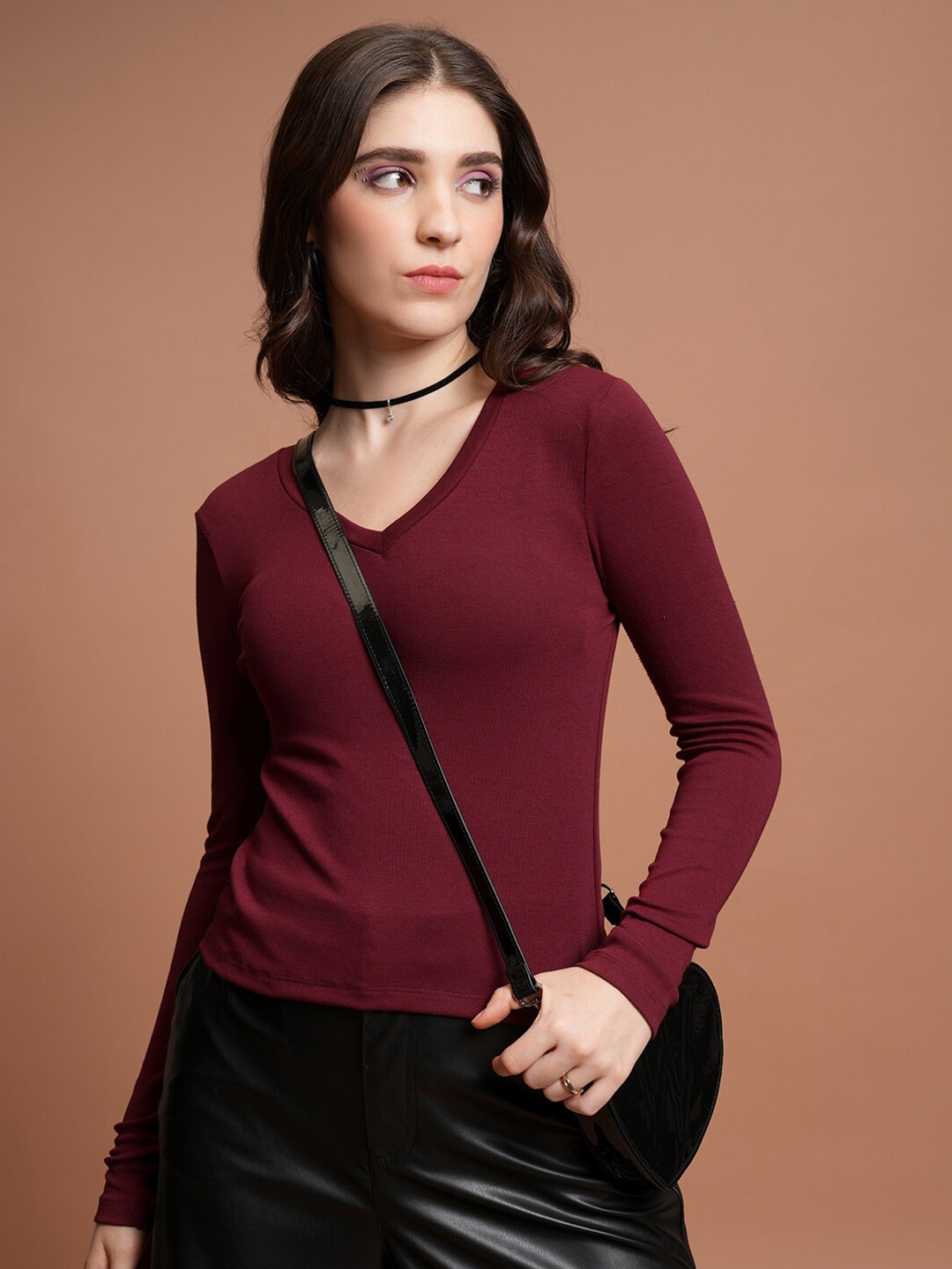 

Tokyo Talkies Maroon V Neck Regular Top