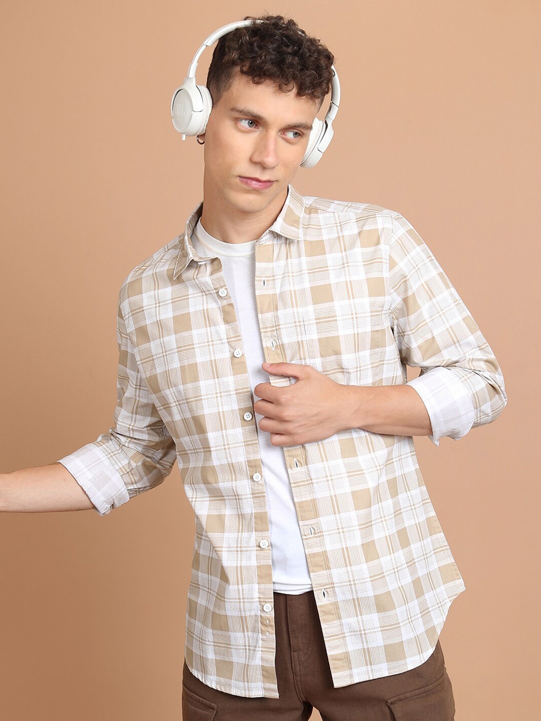 

HIGHLANDER Beige Slim Fit Checked Cotton Casual Shirt