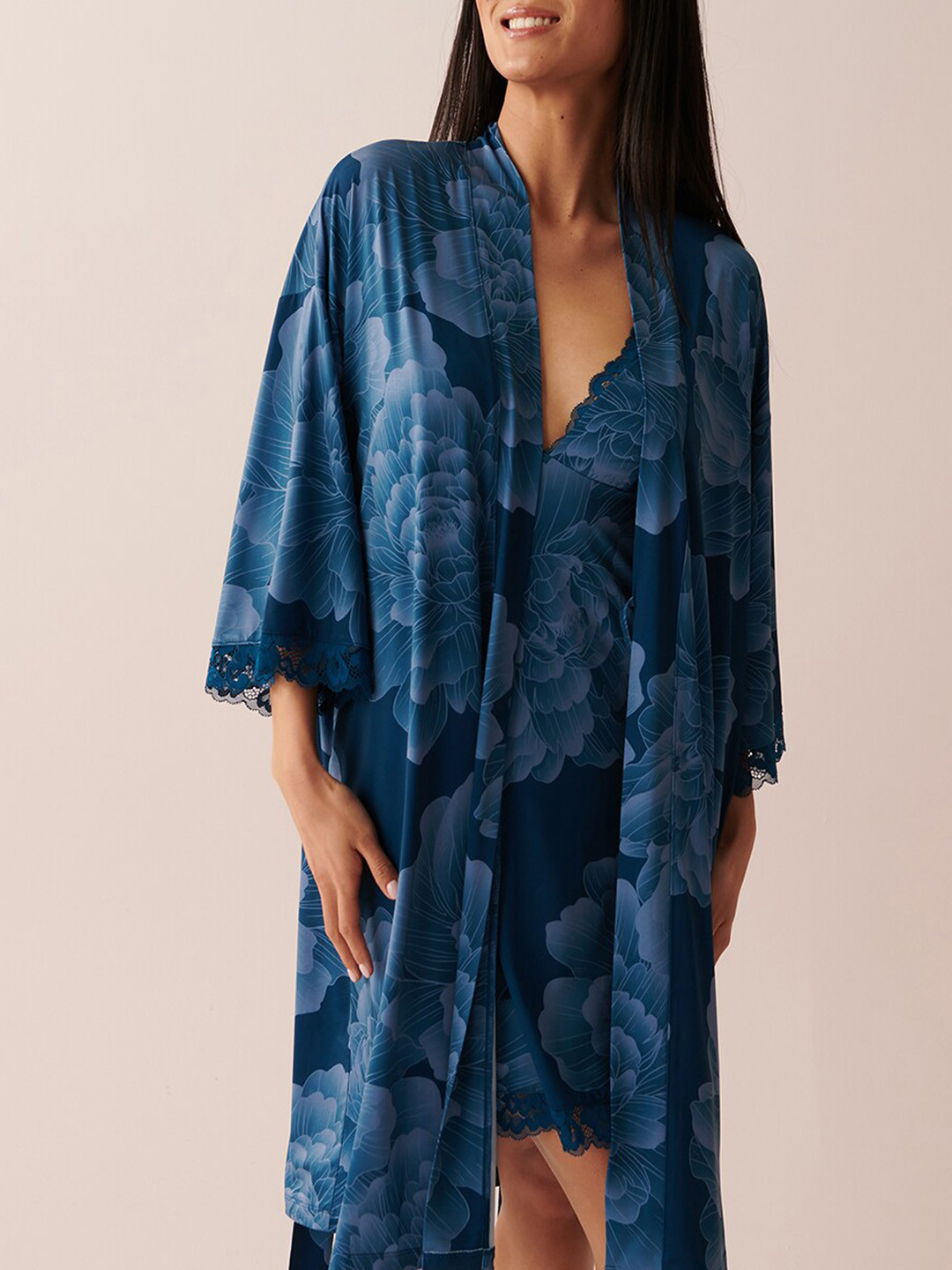 

La Vie en Rose Printed Lace Kimono Robe, Navy blue
