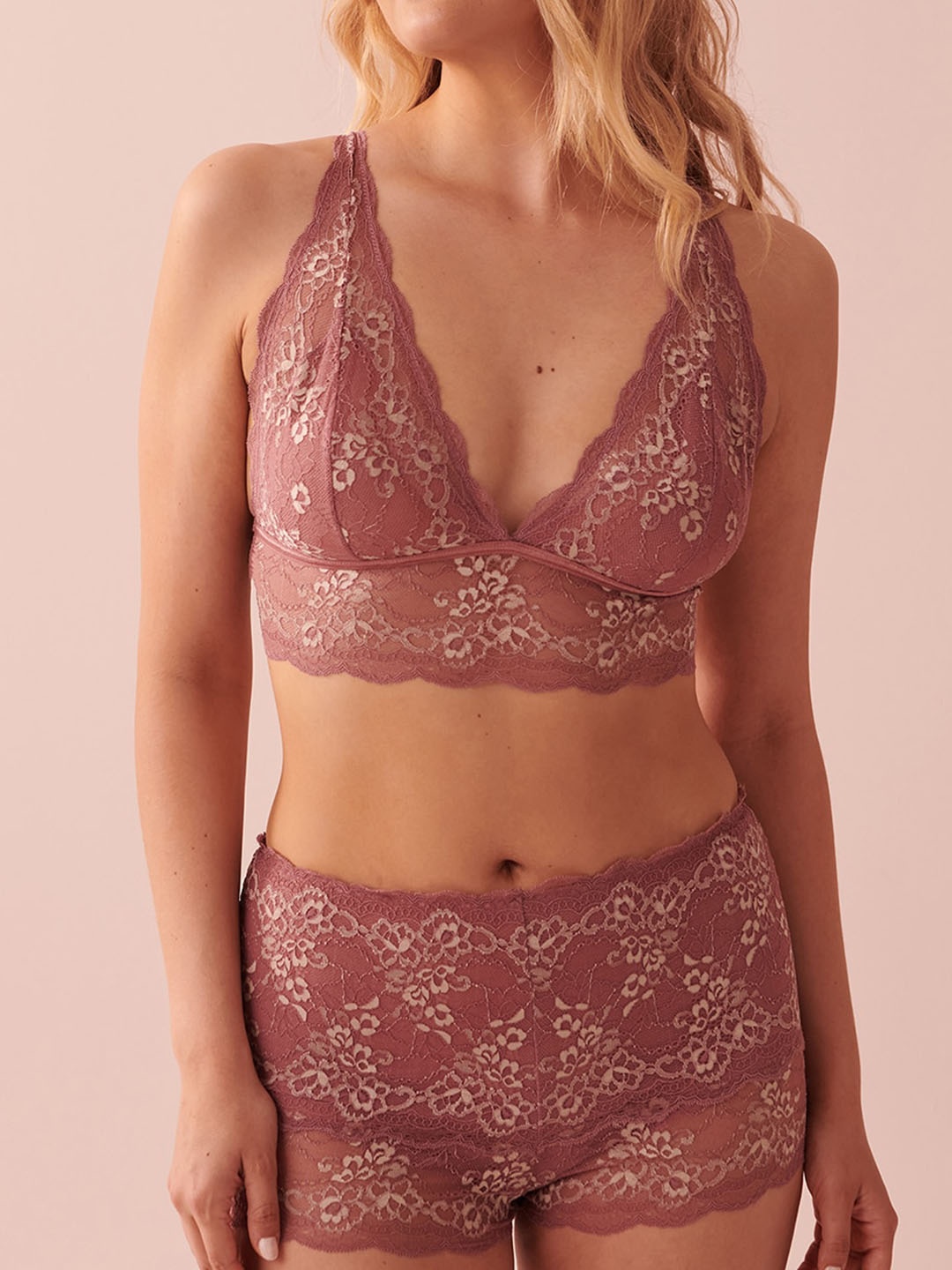 

La Vie en Rose Floral Self Design Lingerie Set, Mauve