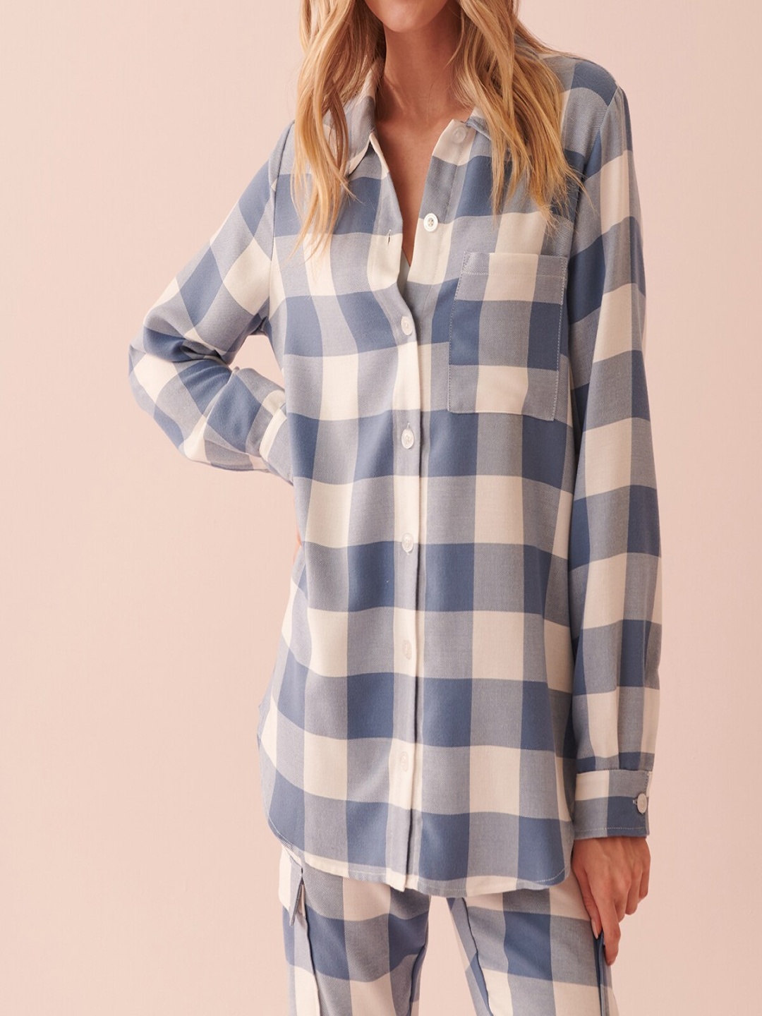 

La Vie en Rose Checked Shirt Collar long Top, Blue