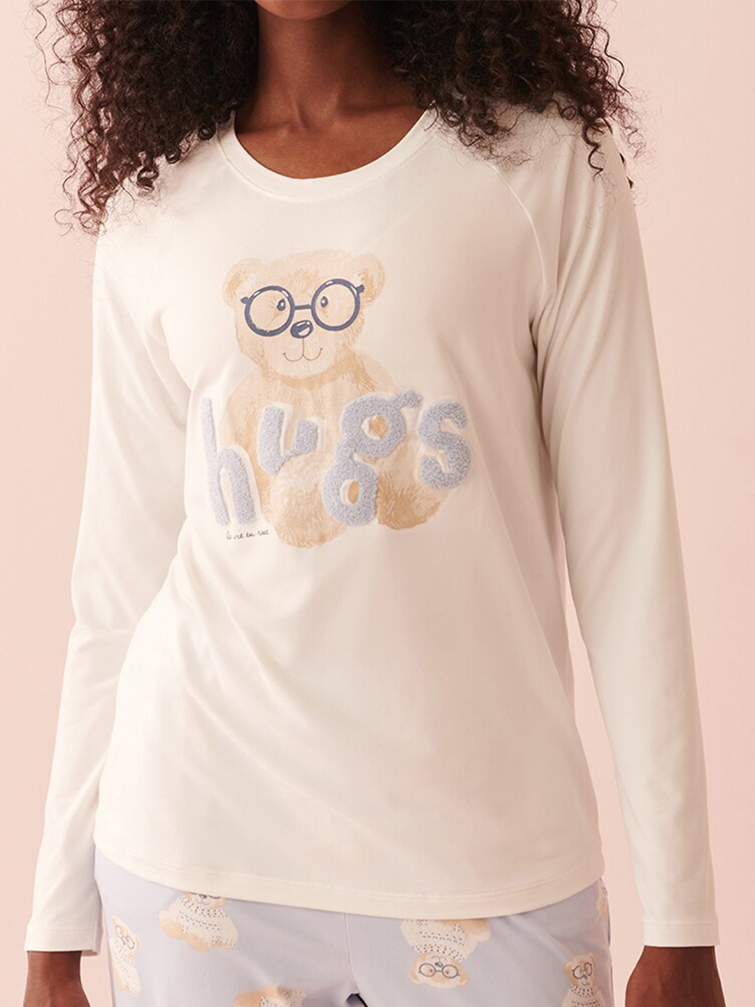 

La Vie en Rose Graphic Printed Raglan Sleeves Top, White