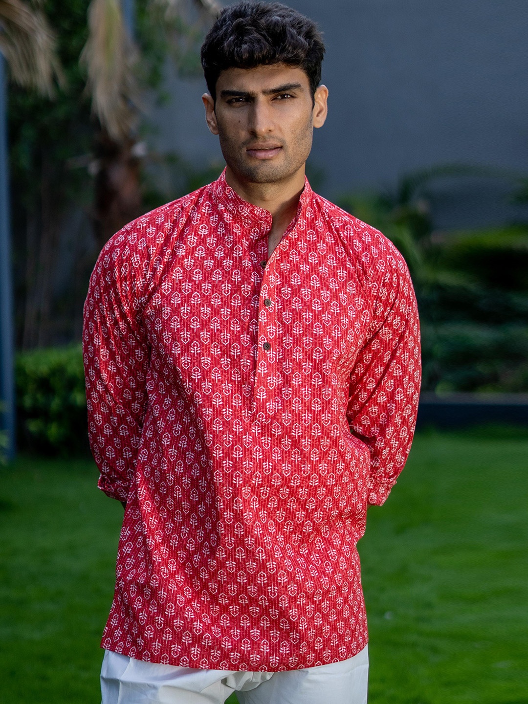 

Shasak Ethnic Motifs Printed Kantha Work Pure Cotton Short Kurta, Red