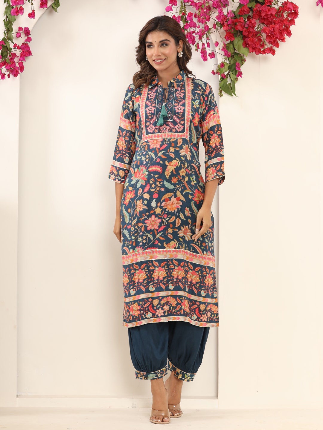

Readiprint Floral Printed Regular Pure Silk Kurta With Salwar, Blue
