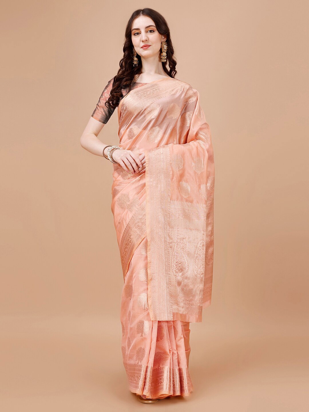 

MAGMINA Ethnic Motif Woven Design Organza Silk Banarasi Saree, Peach