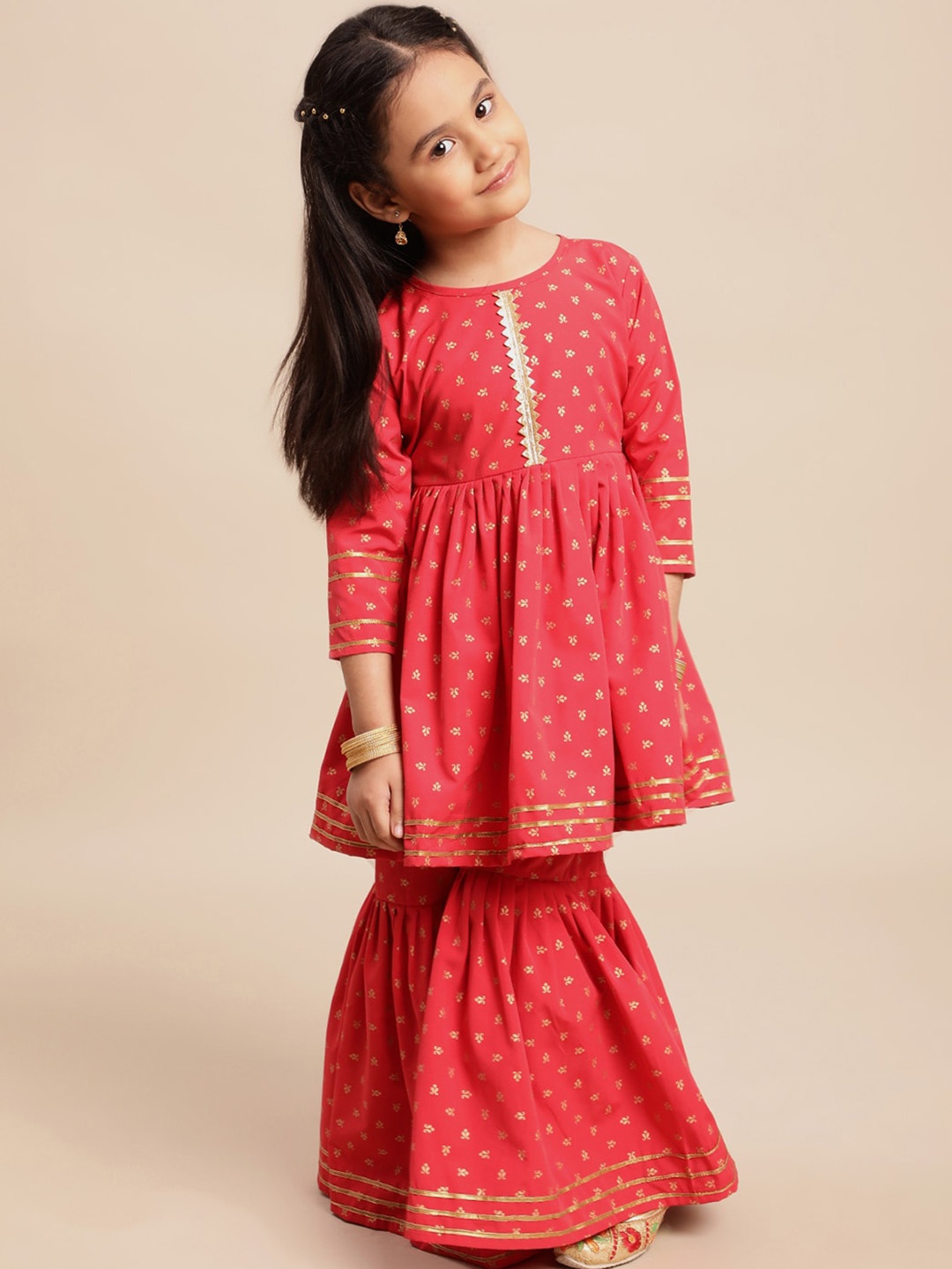 

AHALYAA KIDS Girls Ethnic Motifs Printed Pure Cotton Kurta with Sharara, Red