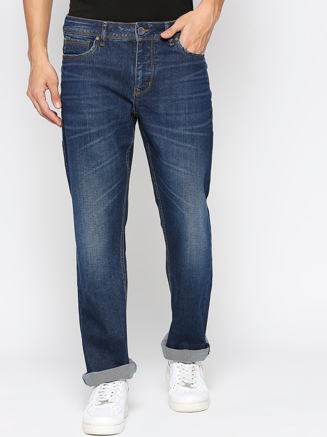 

Being Human Men Mid Rise Slim Fit Clean Look Light Fade Jeans, Blue