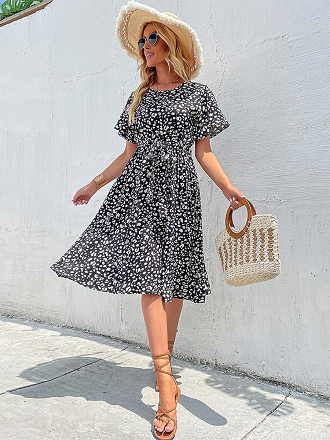 

StyleCast Black Abstract Printed A-line Dress