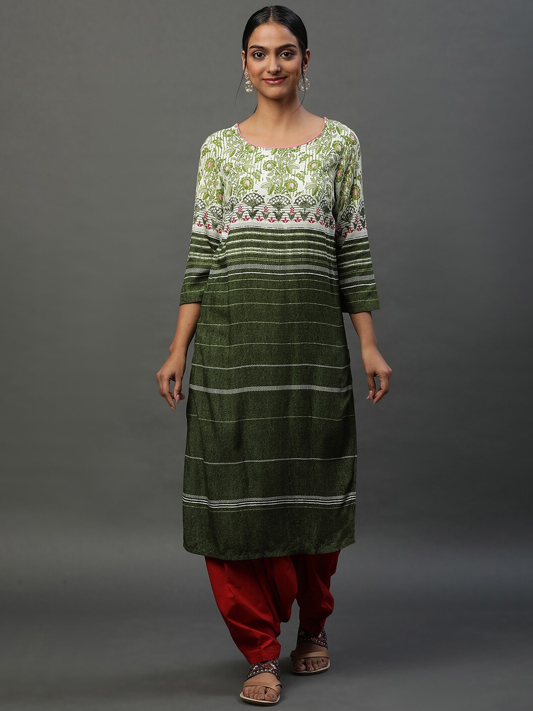 

AURELIA Floral Printed Straight Kurta, Green