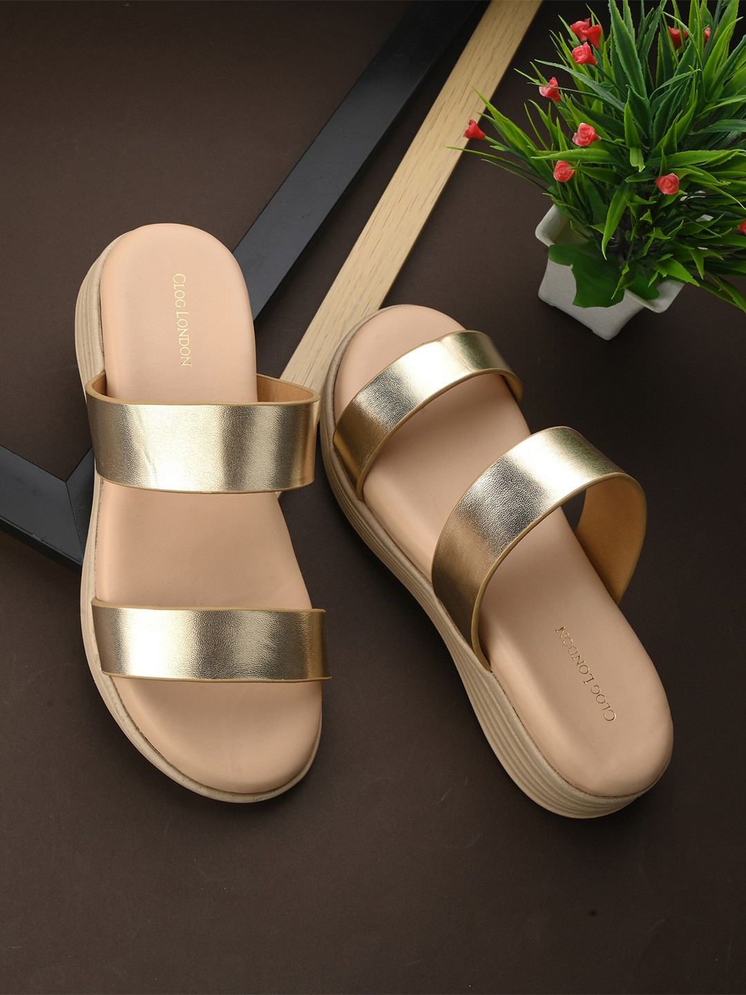 

CLOG LONDON Double Strap Open Toe Comfort Heels, Gold