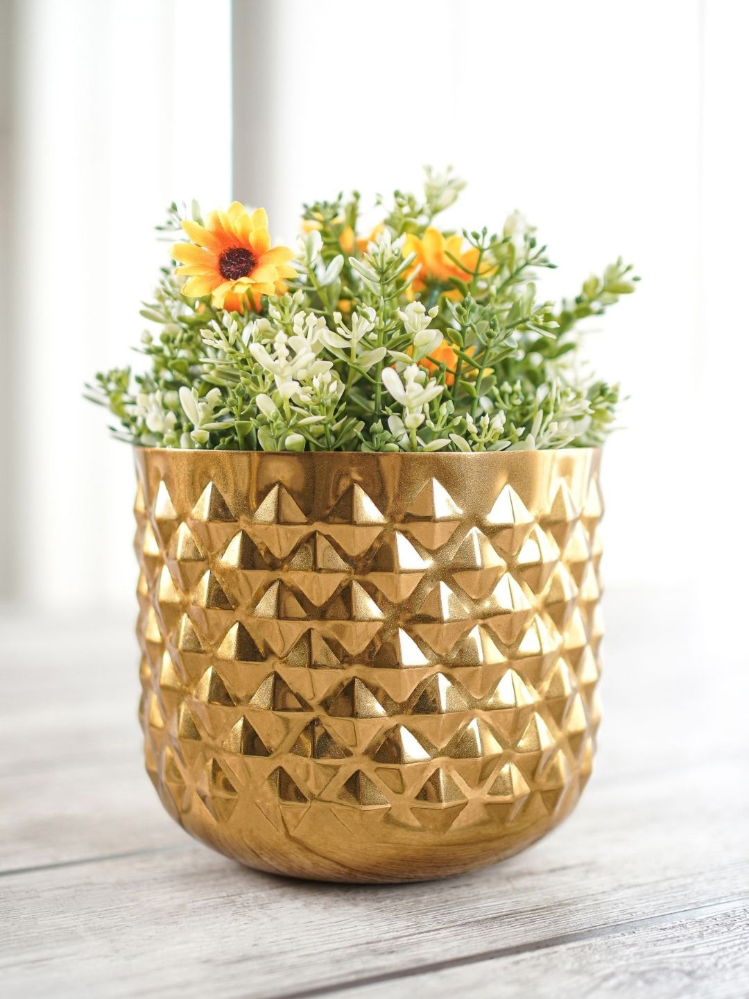 

BEHOMA Gold Toned Pineapple Metal Texture Planter Without Plant