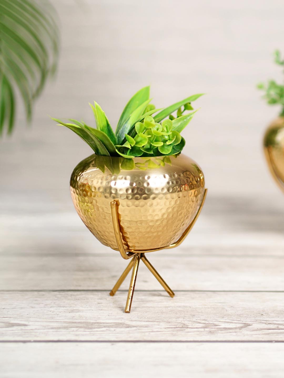 

BEHOMA Gold Toned Hammered Metal Bud Planter Without Plant