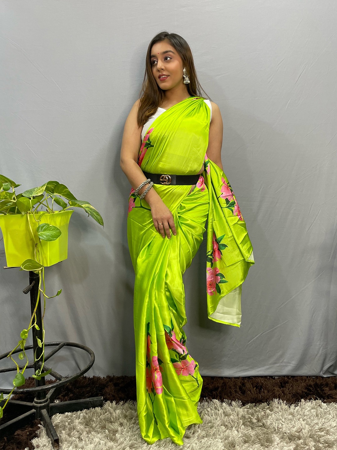 

Anouk Floral Printed Satin Saree, Fluorescent green