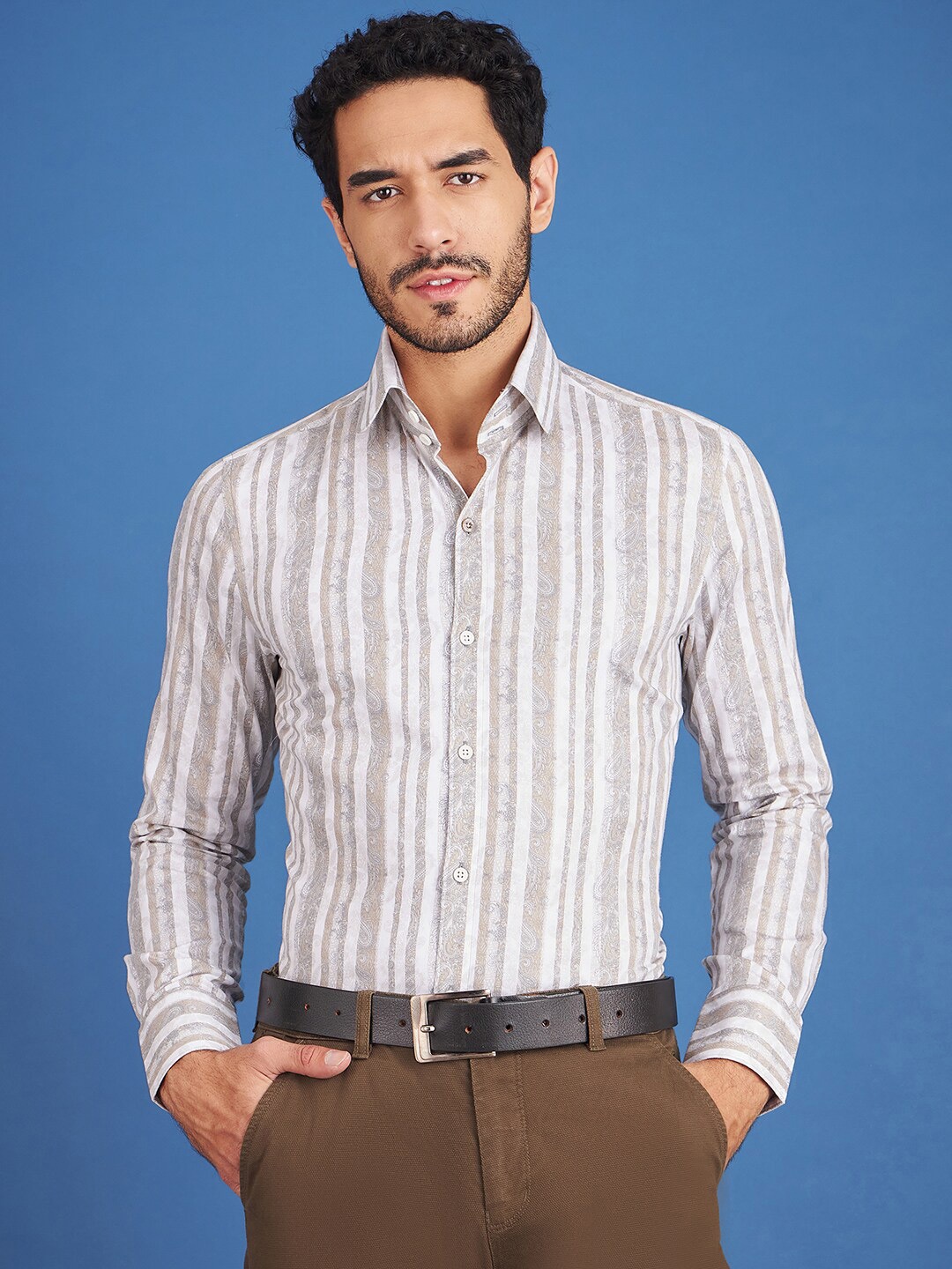 

LOUIS STITCH Comfort Paisley Printed Club Collar Cotton Formal Shirt, White