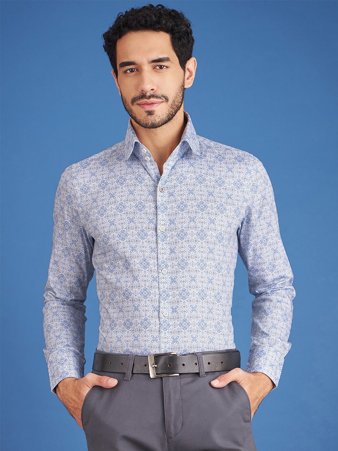 

LOUIS STITCH Comfort Ethnic Motifs Printed Cotton Casual Shirt, White