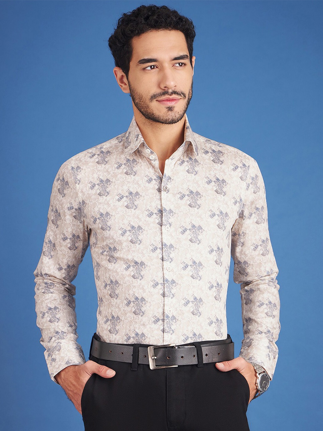 

LOUIS STITCH Comfort Ethnic Motifs Printed Cotton Casual Shirt, Cream