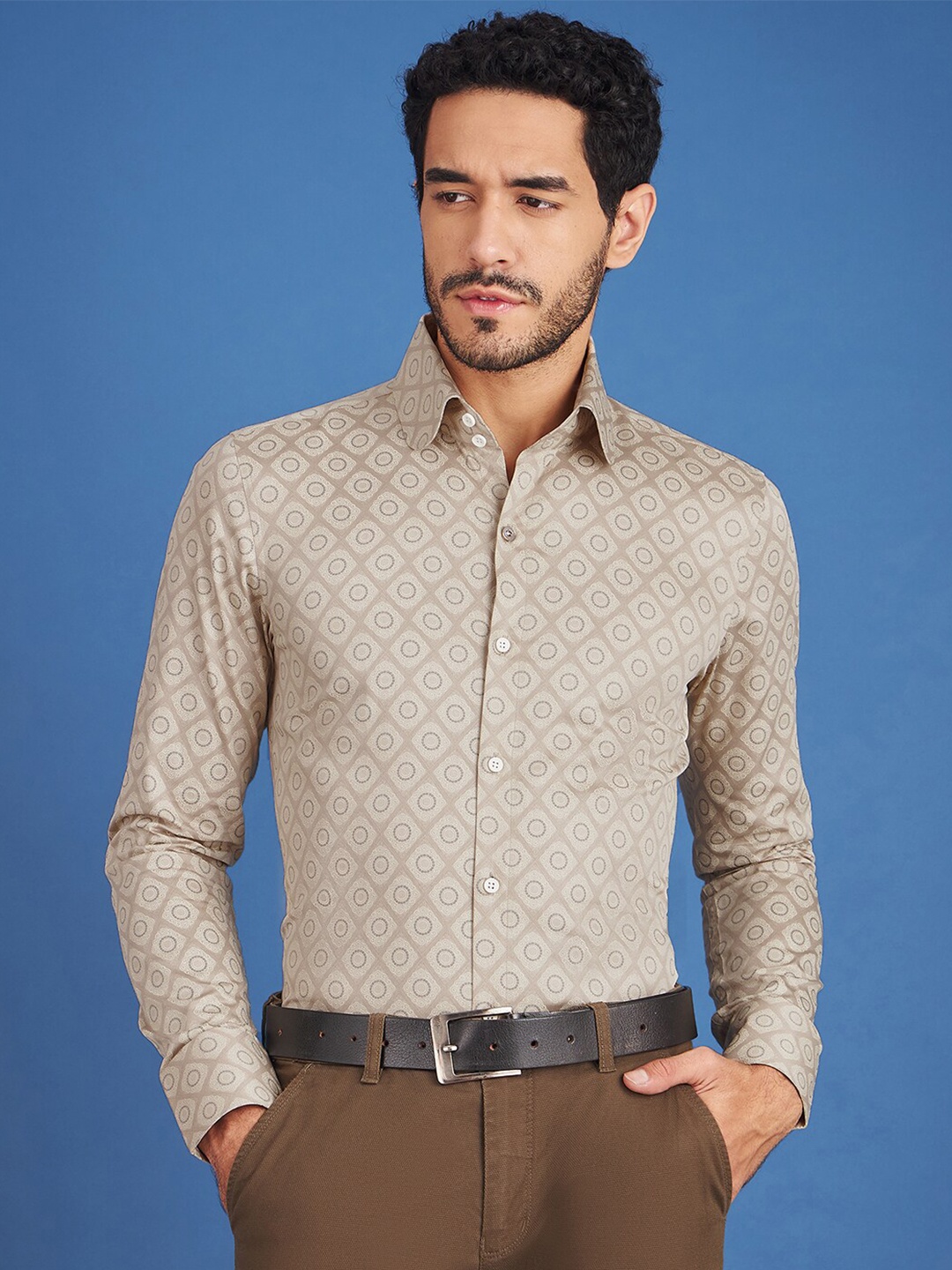 

LOUIS STITCH Comfort Fit Ethnic Motif Printed Club Collar Pure Cotton Formal Shirt, Cream
