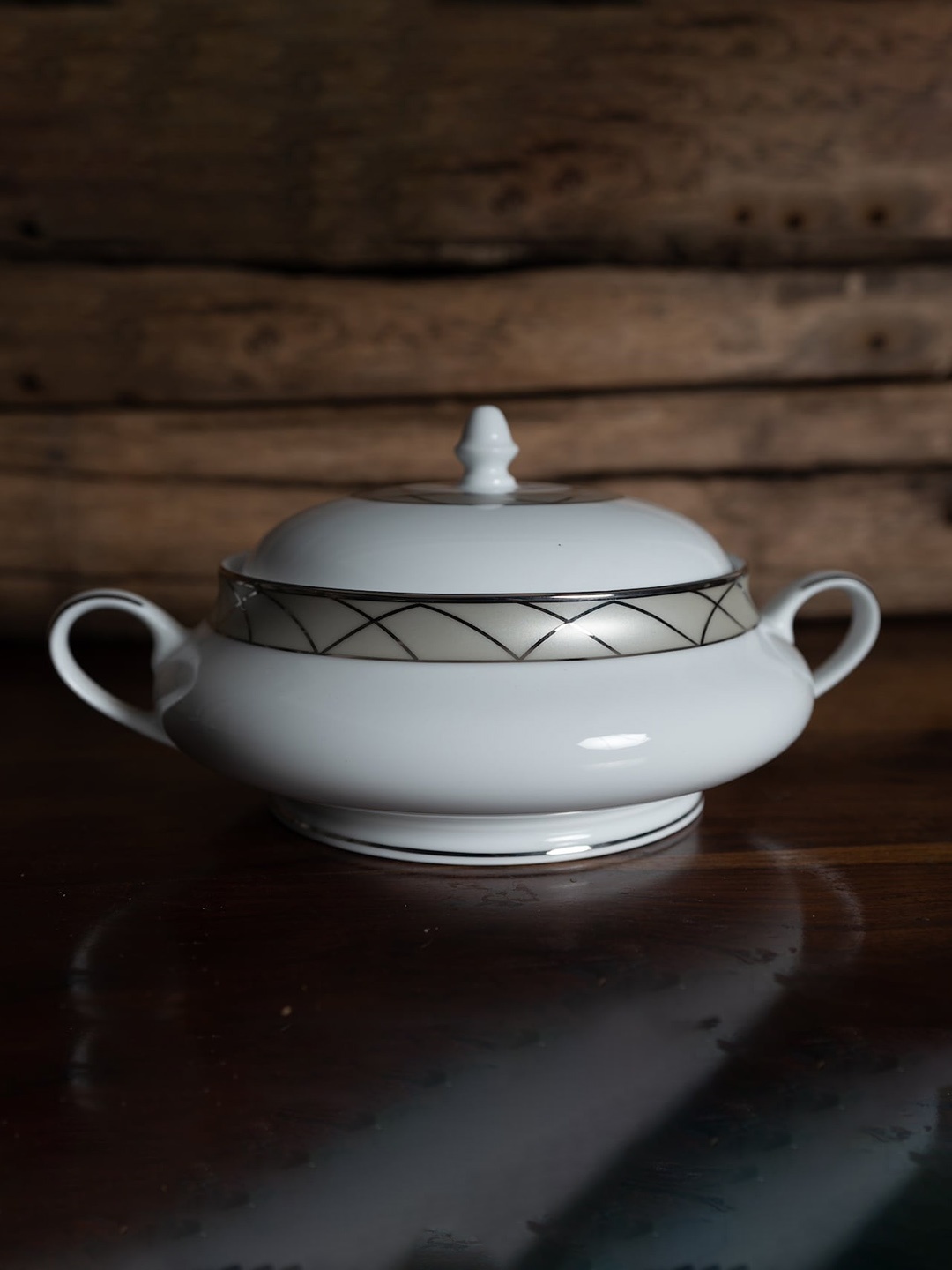 

Dankotuwa White & Grey Procelain Solid Crafted Casserole