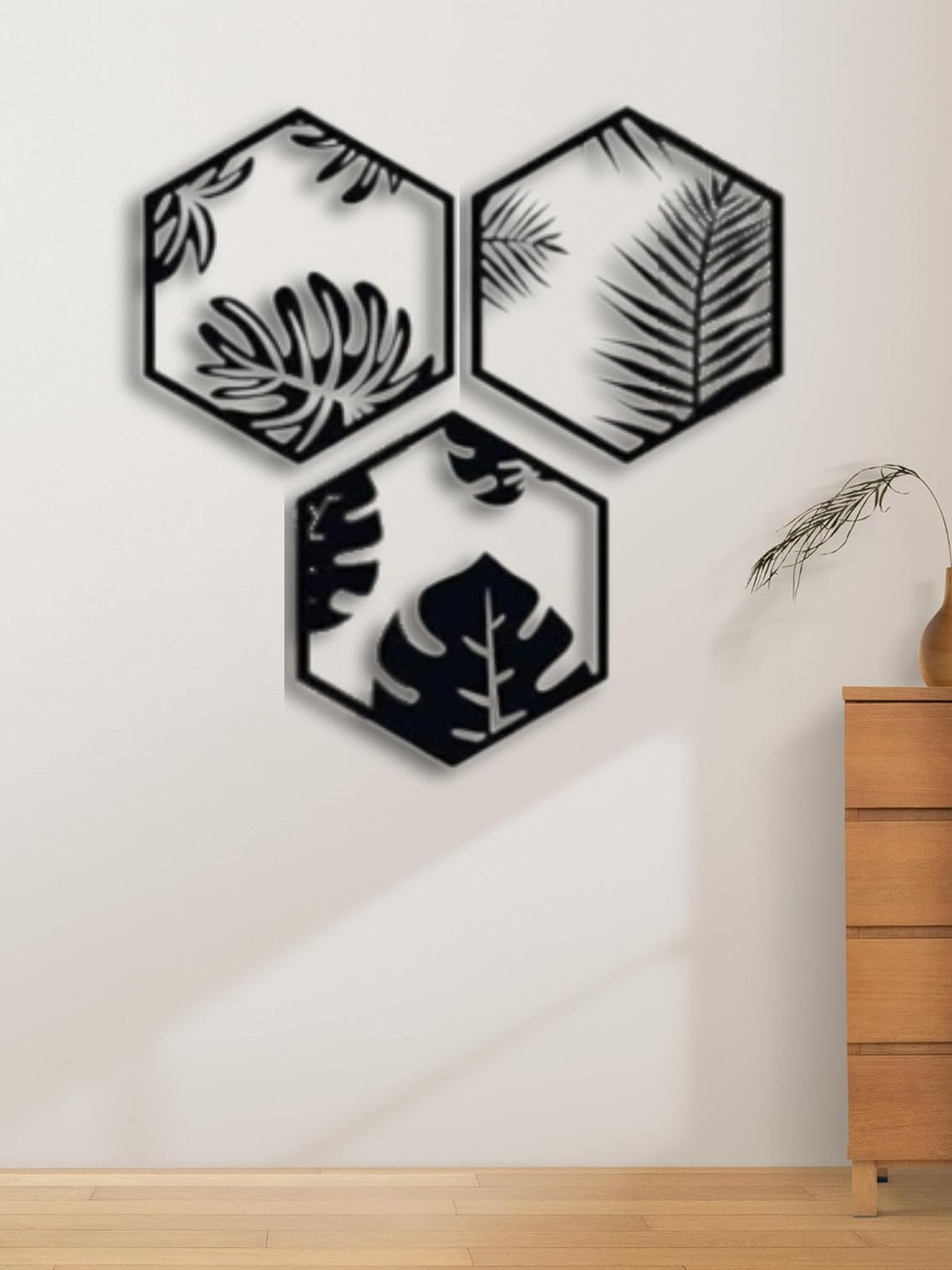 

7 Decore Black 3 Piece Hexagonal Design Wall Decors