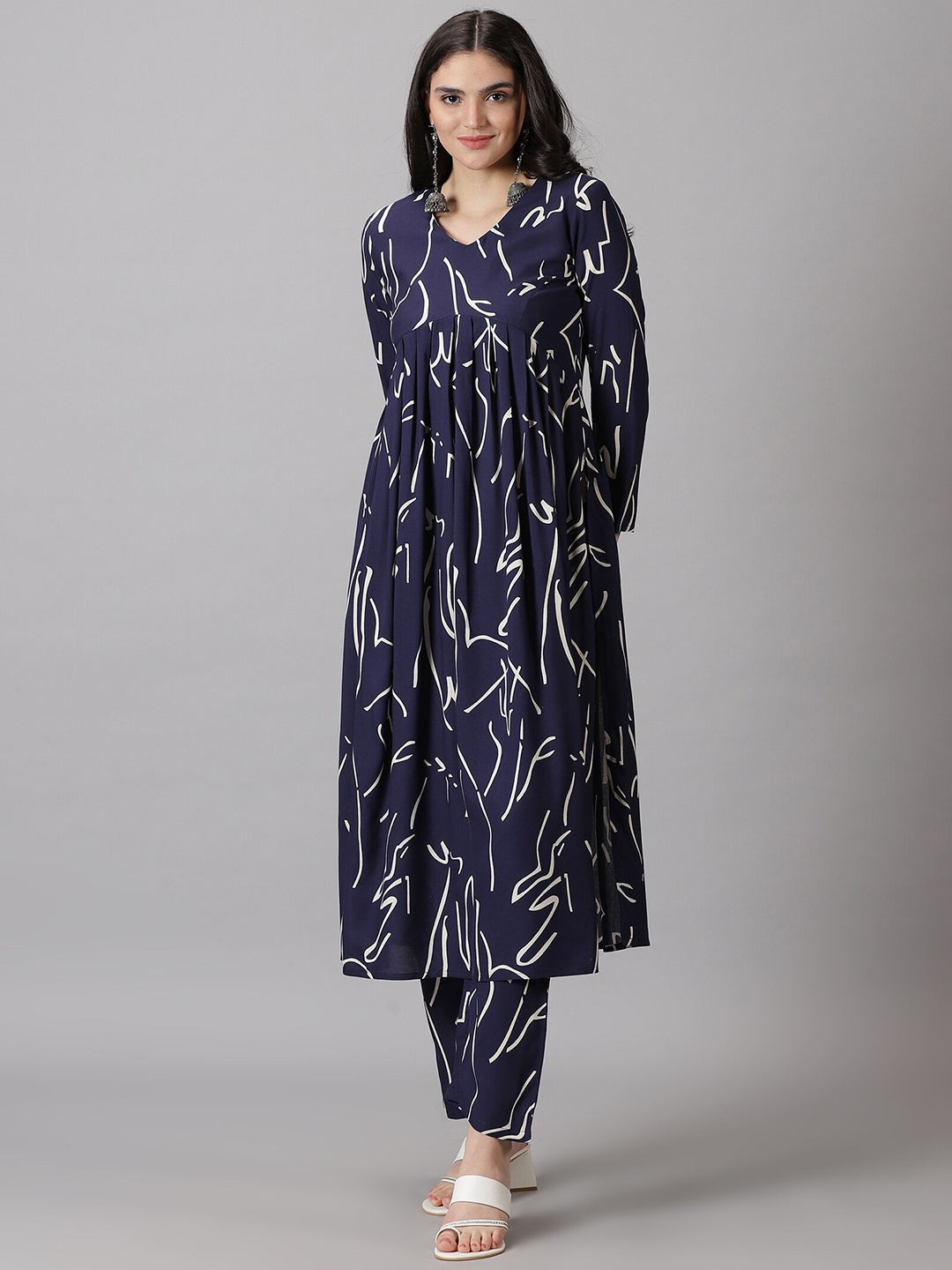 

KALINI Abstract Printed V-Neck Empire Kurta With Trousers, Blue