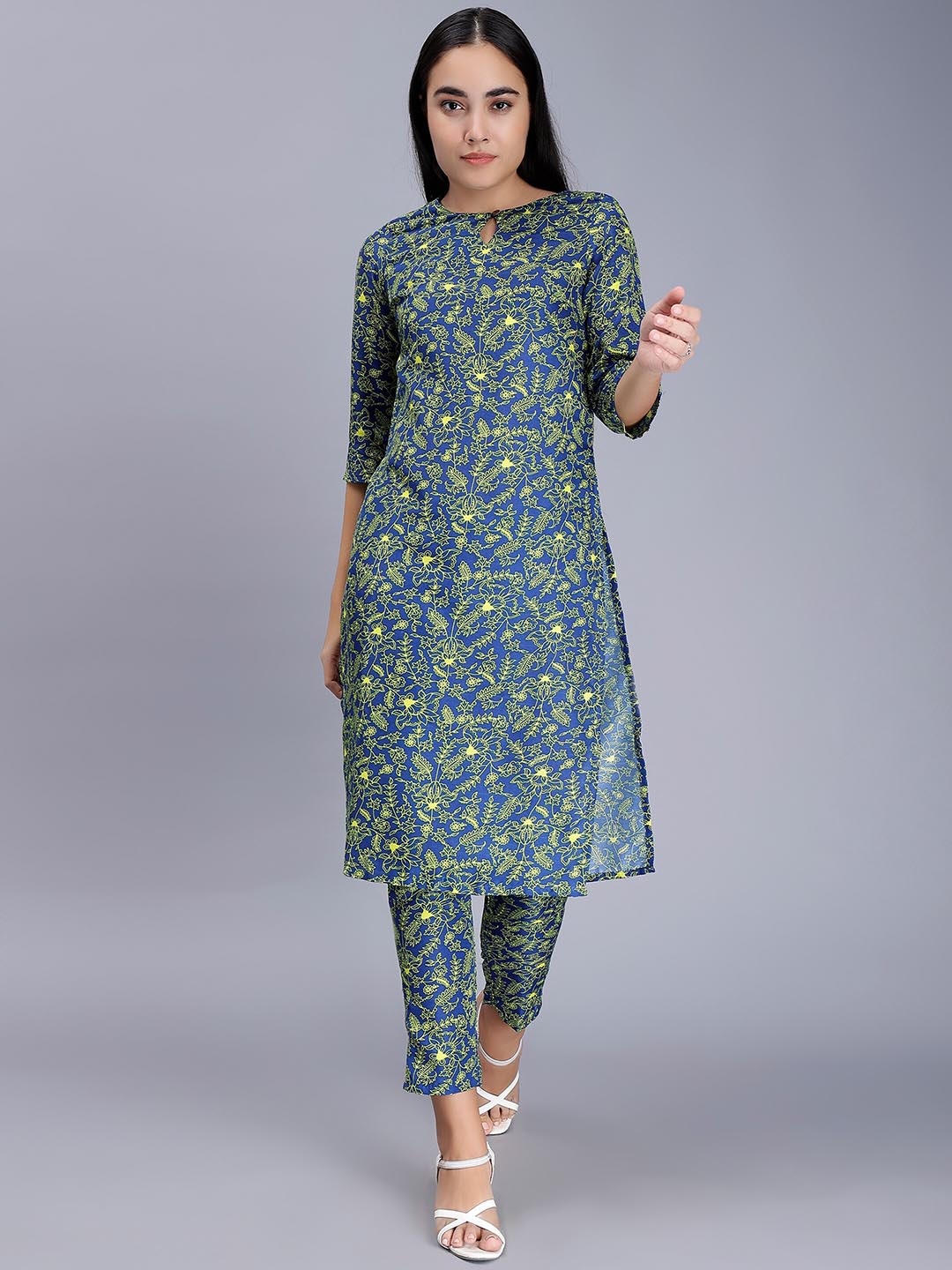 

soan Printed Straight Kurta With Trousers, Green