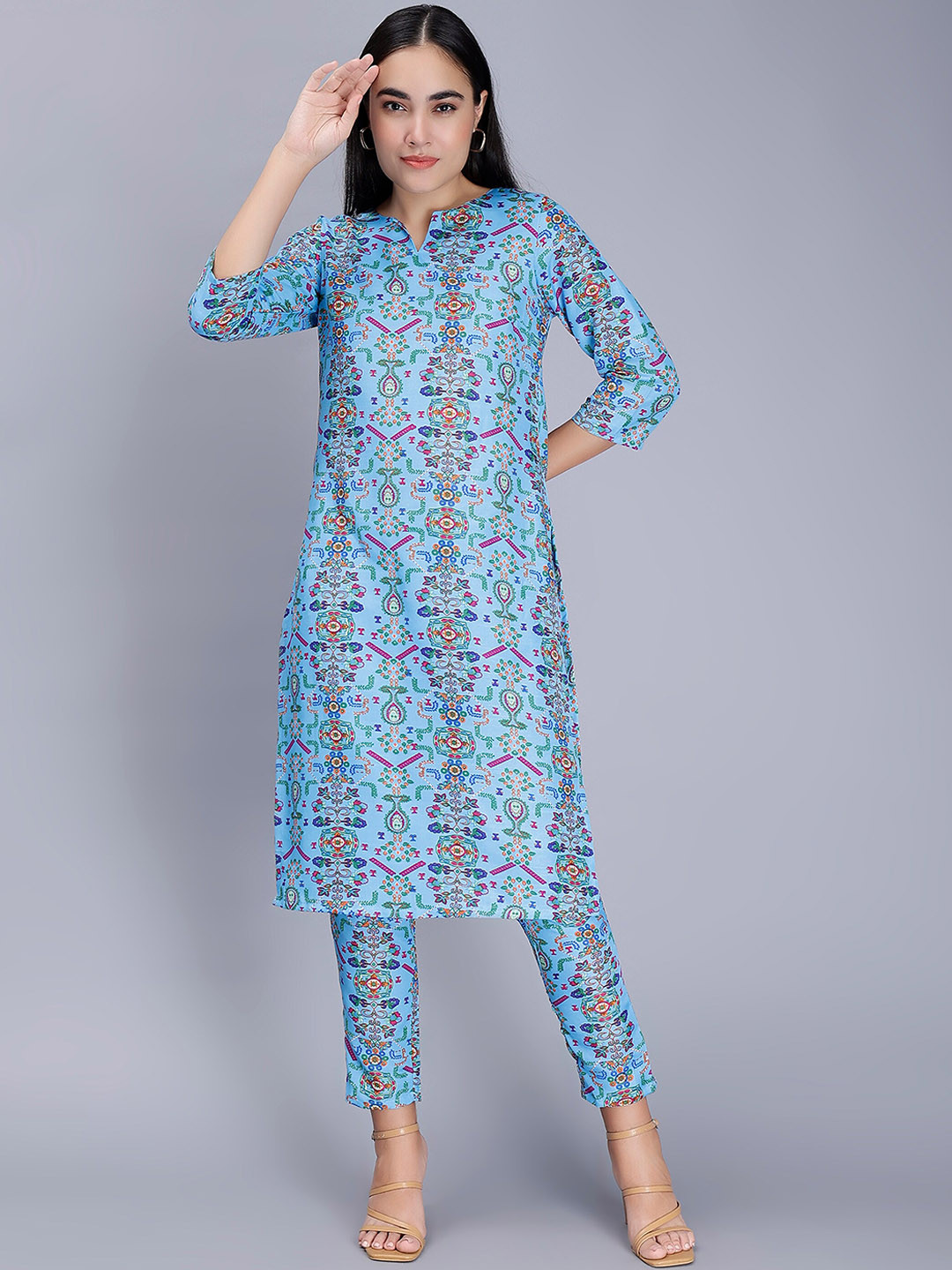 

soan Ethnic Motifs Printed Notched Round Neck Straight Kurta With Trousers, Blue