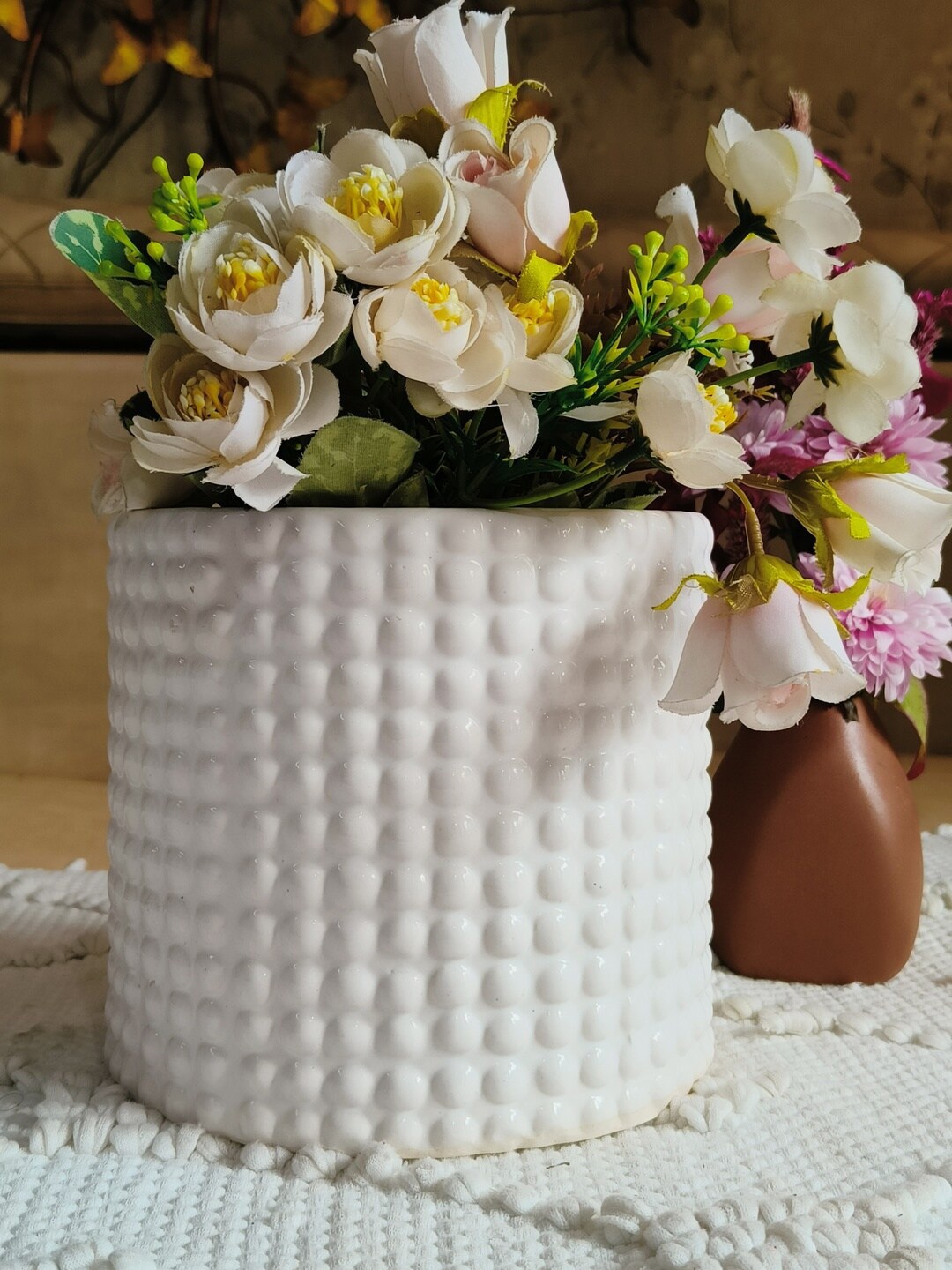 

NIYARA White Dotted Ceramic Planter