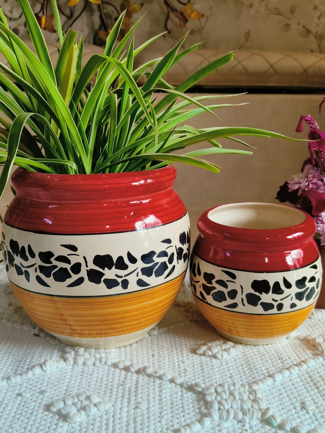 

NIYARA Red & White 2 Pieces Mughal Printed Ceramic Planters