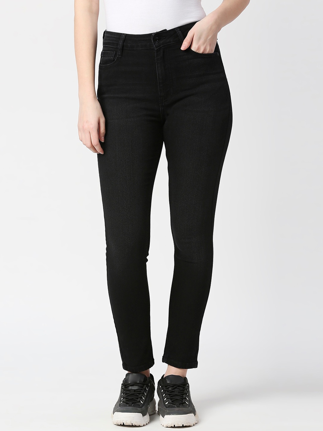 

Pepe Jeans Women Skinny Fit High-Rise Clean Look Stretchable Jeans, Black