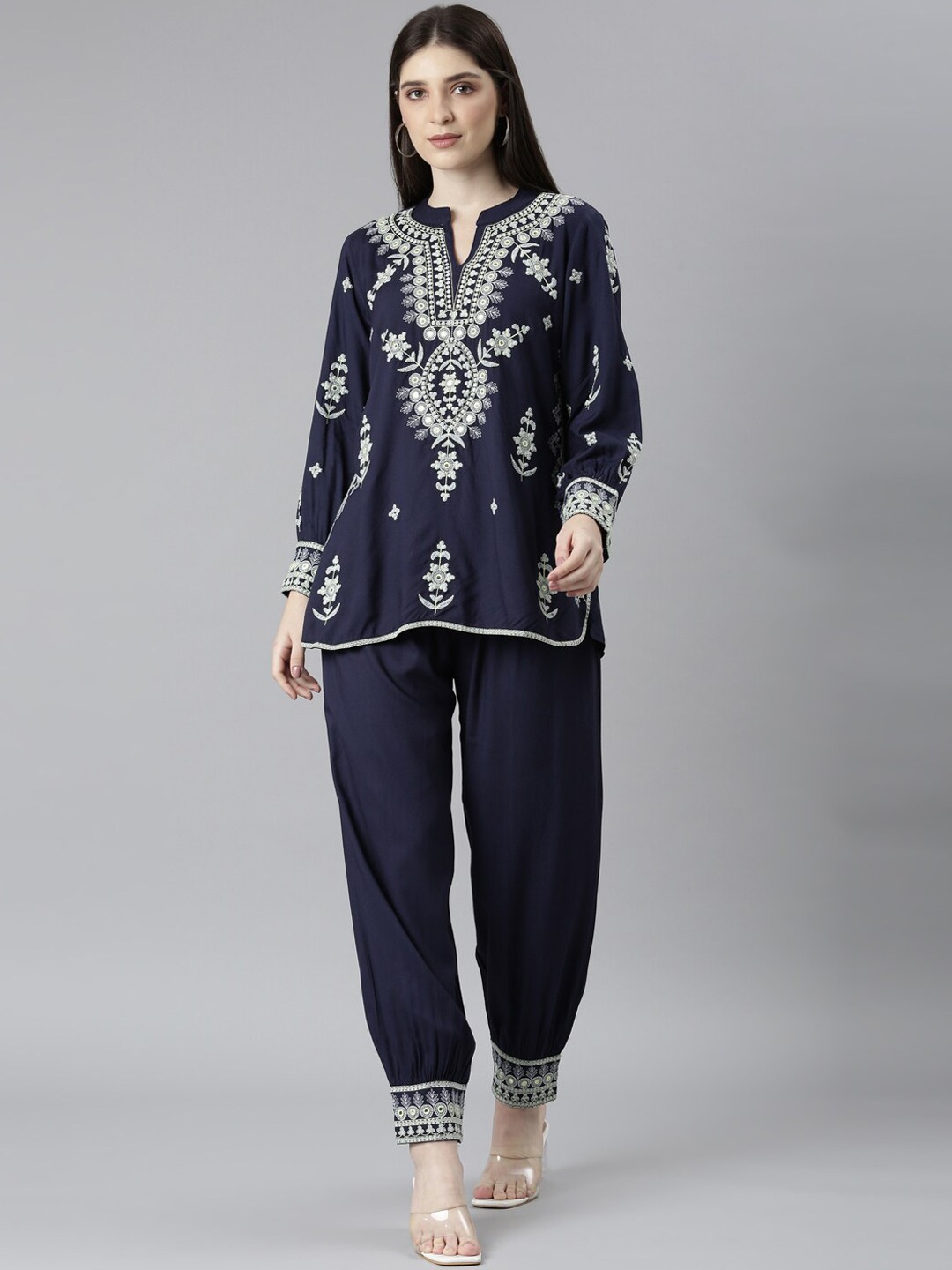 

Neerus Floral Embroidered Thread Work Mandarin Collar Kurti With Patiala, Navy blue