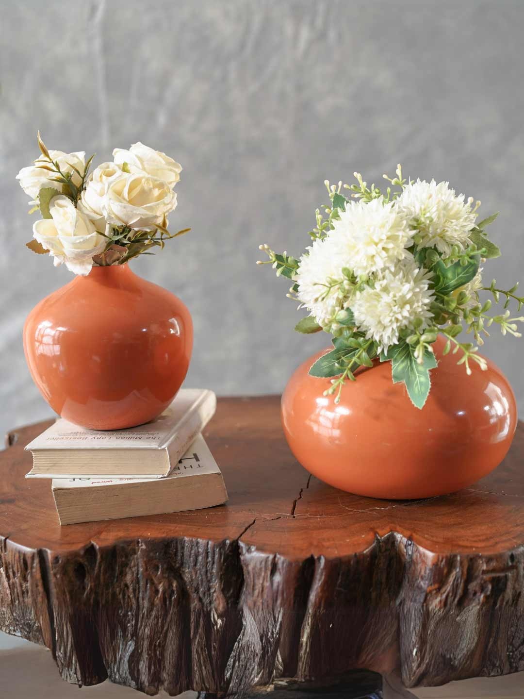 

BEHOMA 2 Pieces Orange Oval Shape Metal Vases