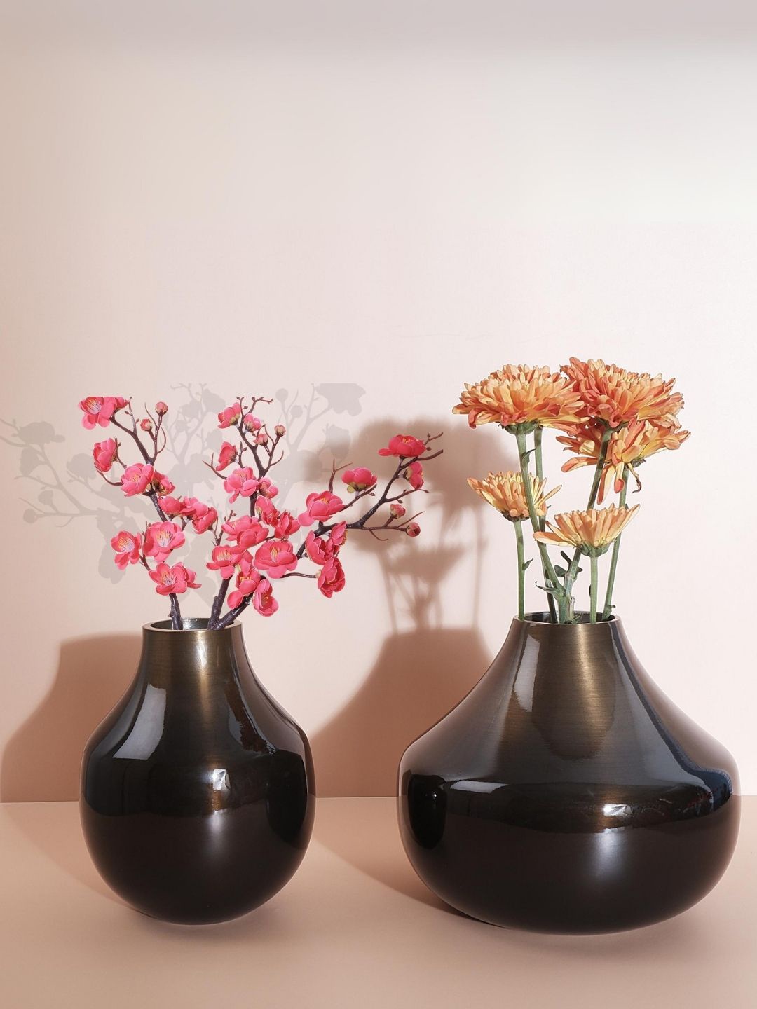 

BEHOMA 2 Pcs Antique Copper Colour Metal Bud Shape Small & Large Flower Vase