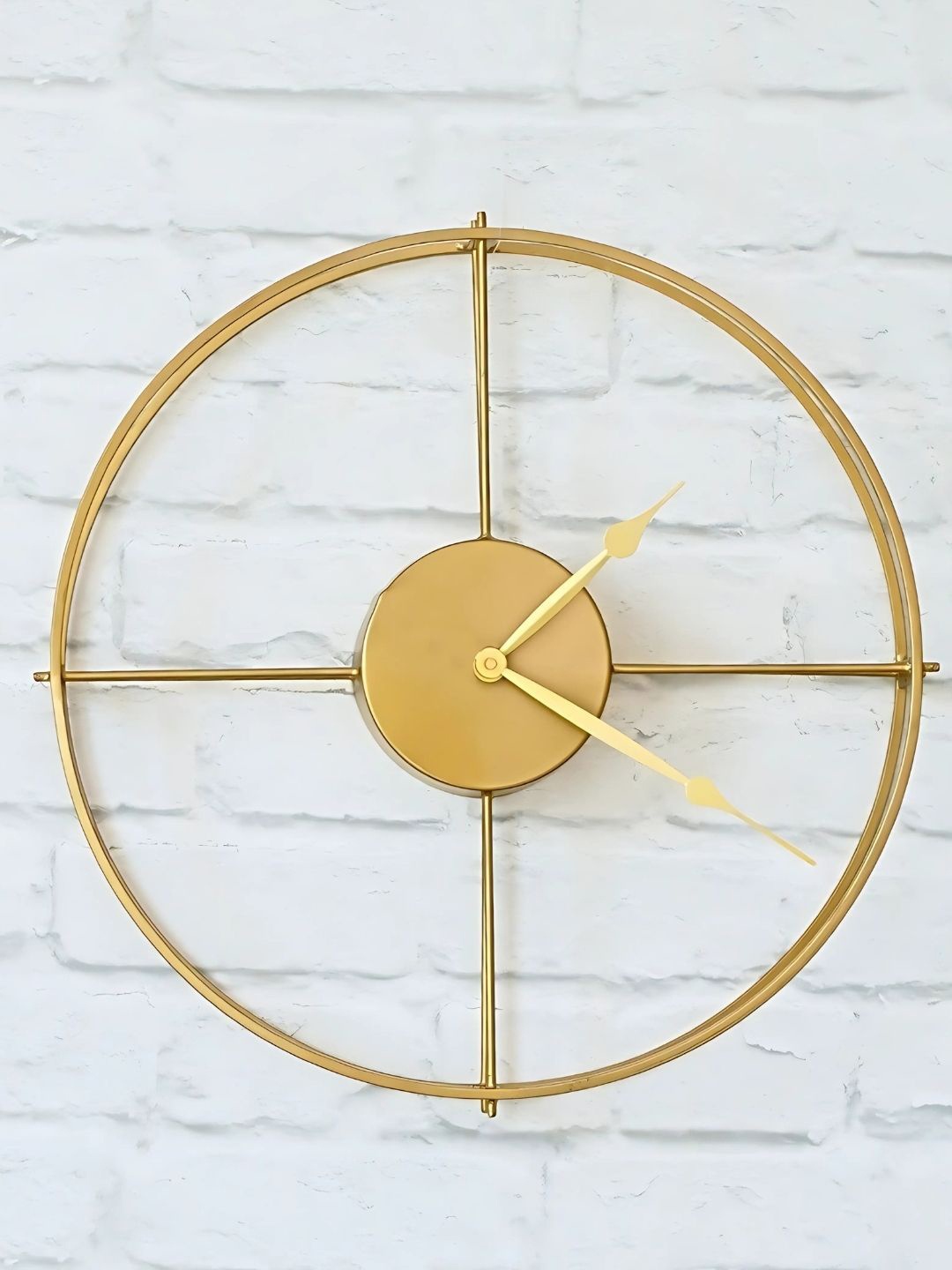 

BEHOMA Gold-Toned Contemporary Round Handcrafted Wall Clock