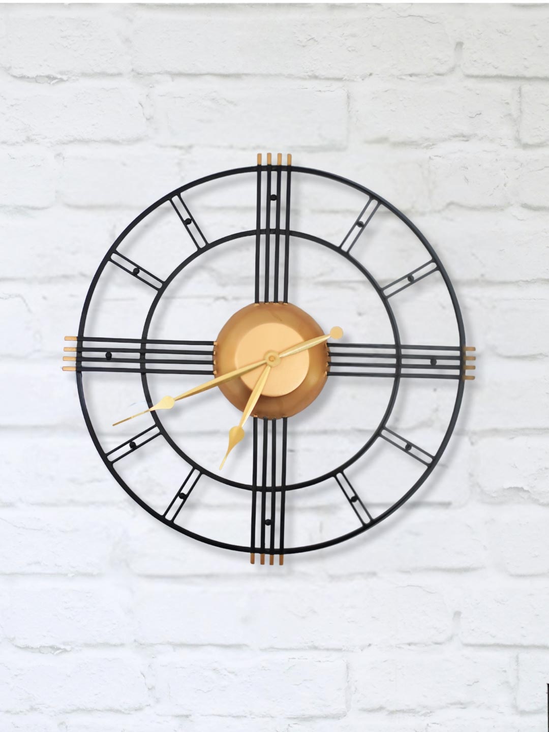 

BEHOMA Black Contemporary Round Handcrafted Wall Clock