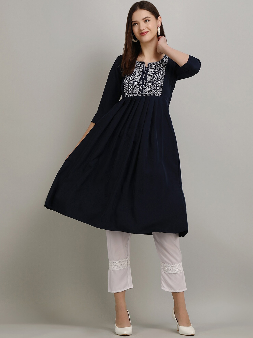 

MANKSH Ethnic Motifs Yoke Design Thread Work A-Line Kurta with Palazzos, Navy blue