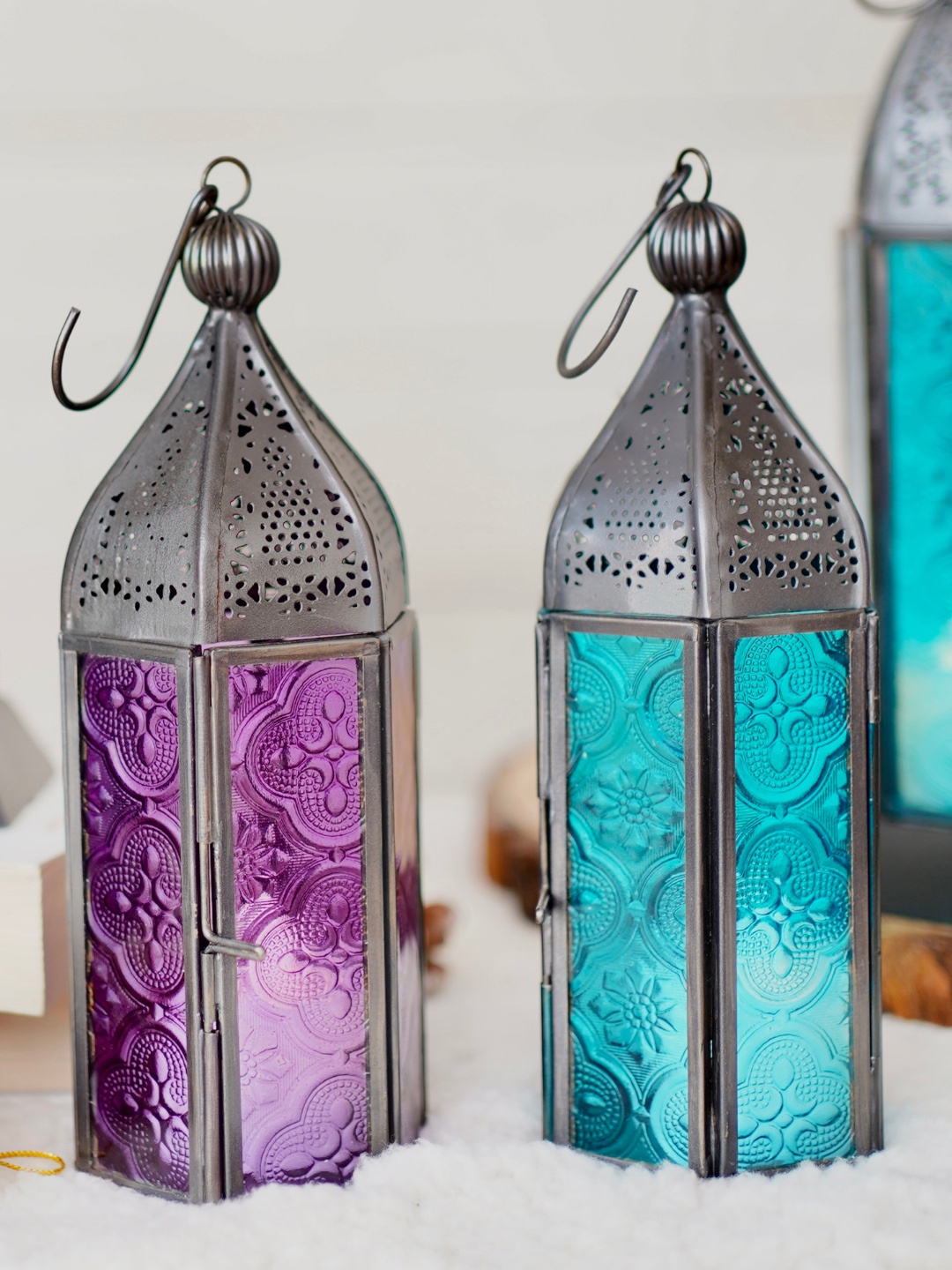 

BEHOMA 2 Pcs Blue & Pink Textured Table Lamps