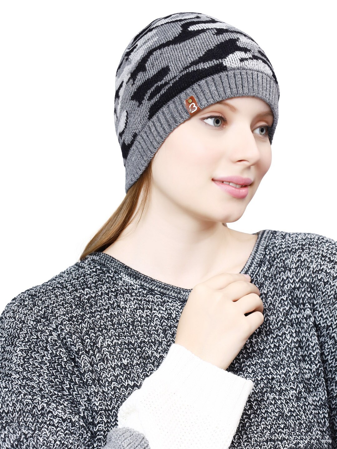 

Bharatasya Women Self Design Acrylic Beanie, Grey