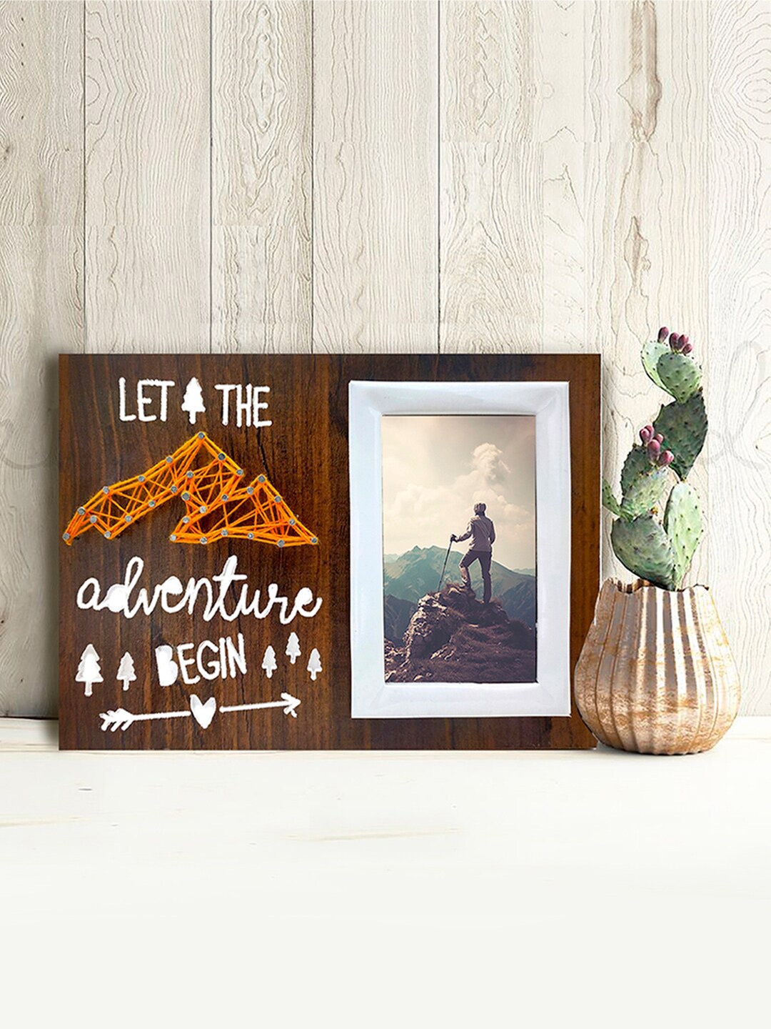 

VAH Kya Bat Hai !! Brown & White Printed Table Photo Frames