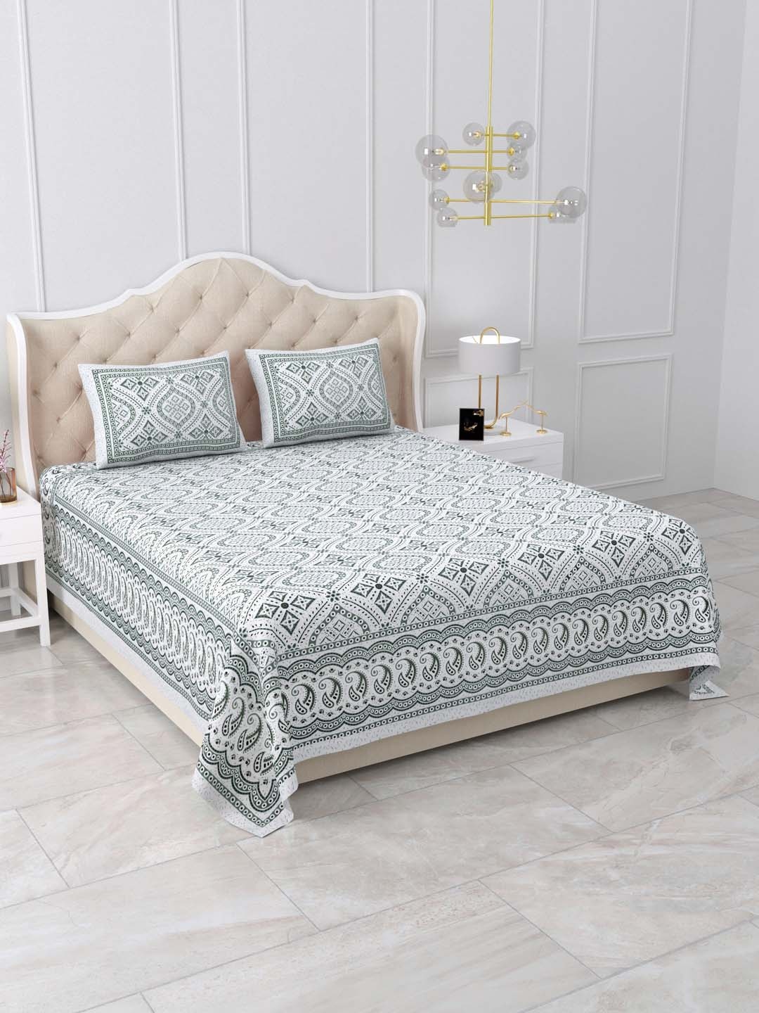 

DOLLIFI Grey Conversational Cotton 260 TC Queen Bedsheet with 2 Pillow Covers