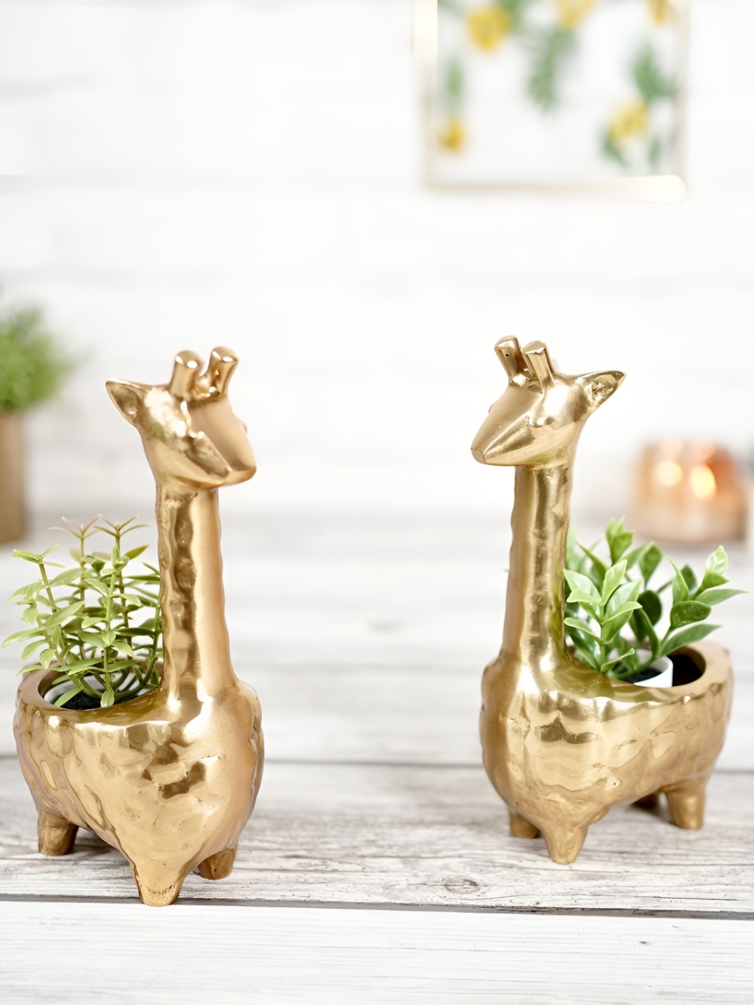 

BEHOMA Gold Toned 2Pcs Aluminium Medium Showpiece