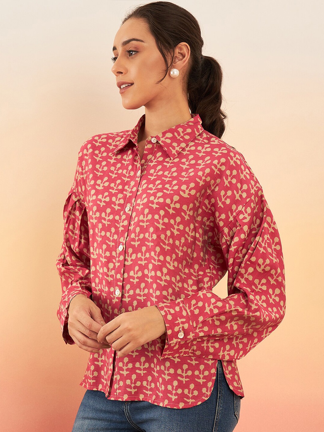 

Sangria Red & Off White Print Shirt Style Top