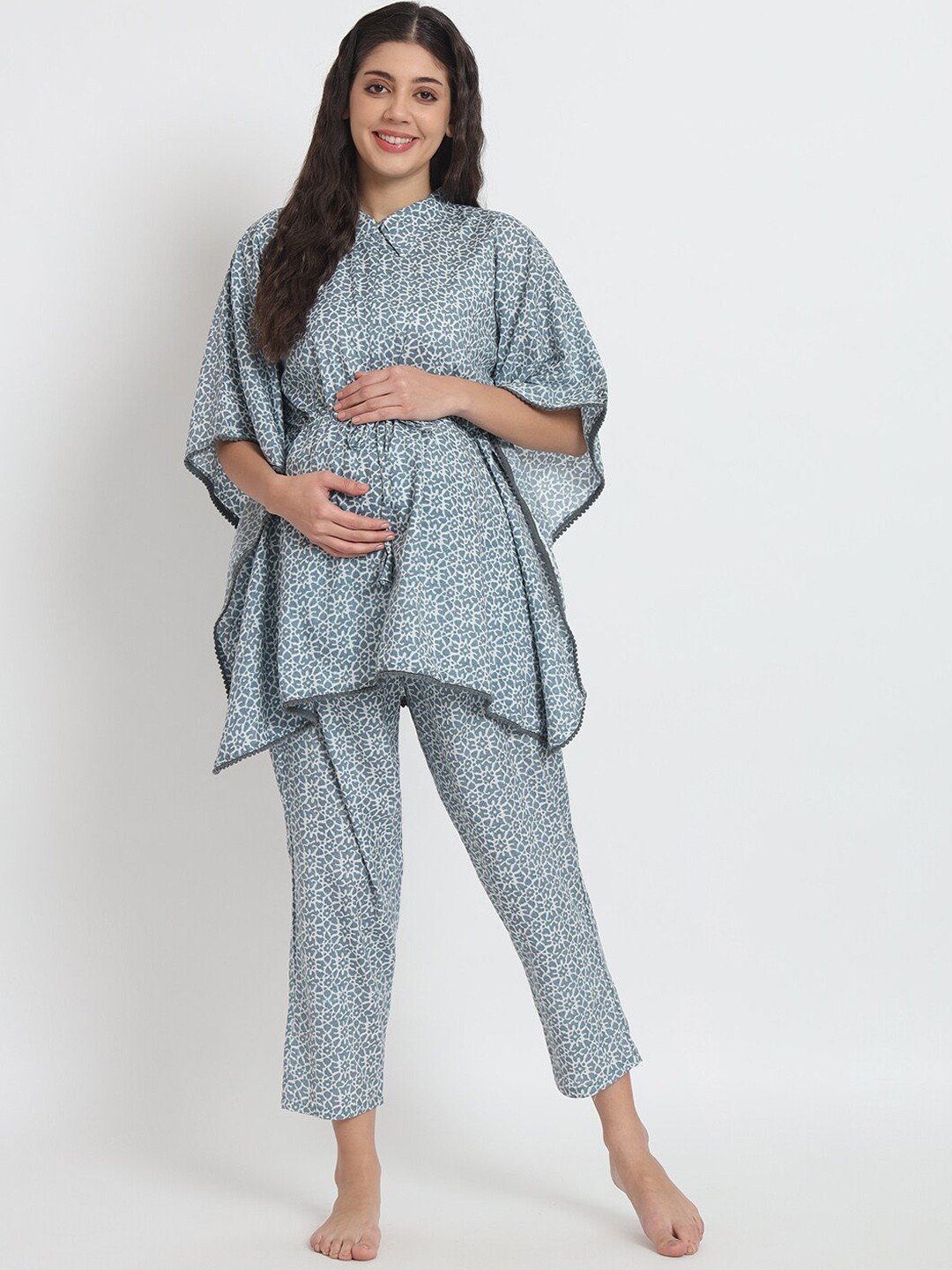 

Aujjessa Geometric Printed Pure Cotton Maternity Kaftan With Pyjamas, Grey