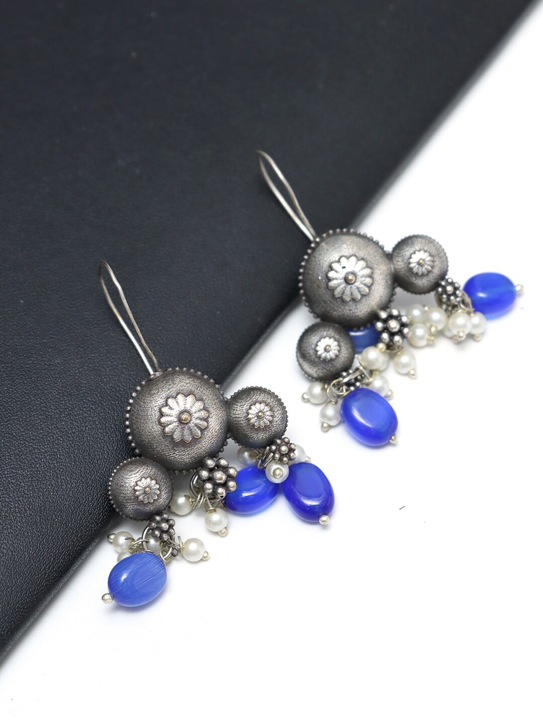 

Ozanoo Silver-Plated Beaded Drop Earrings