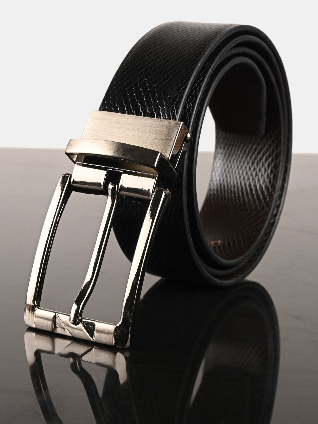 

BuckleUp Men Leather Textured Belt, Black