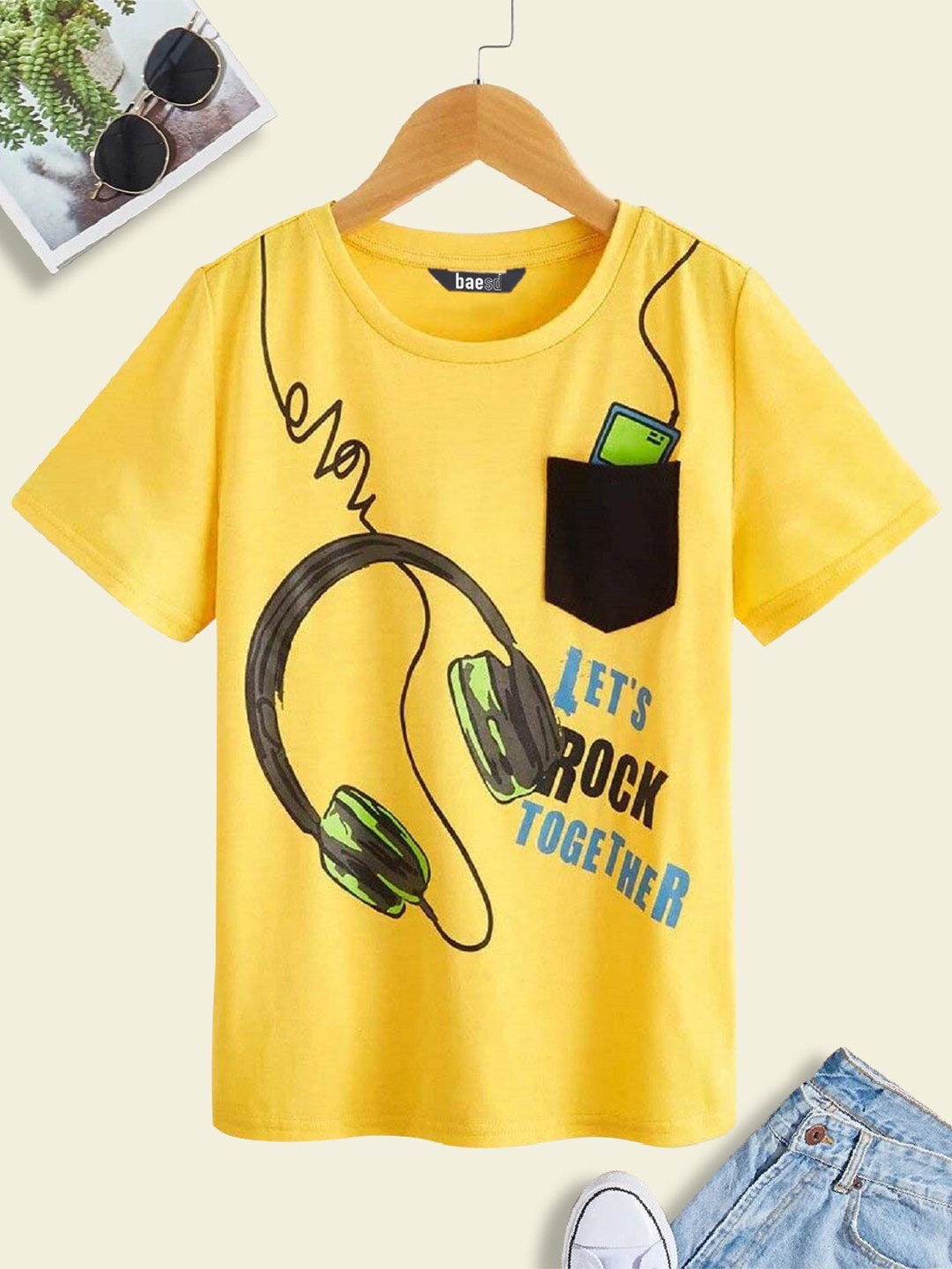 

BAESD Boys Graphic Printed Pockets Detail Cotton T-shirt, Yellow