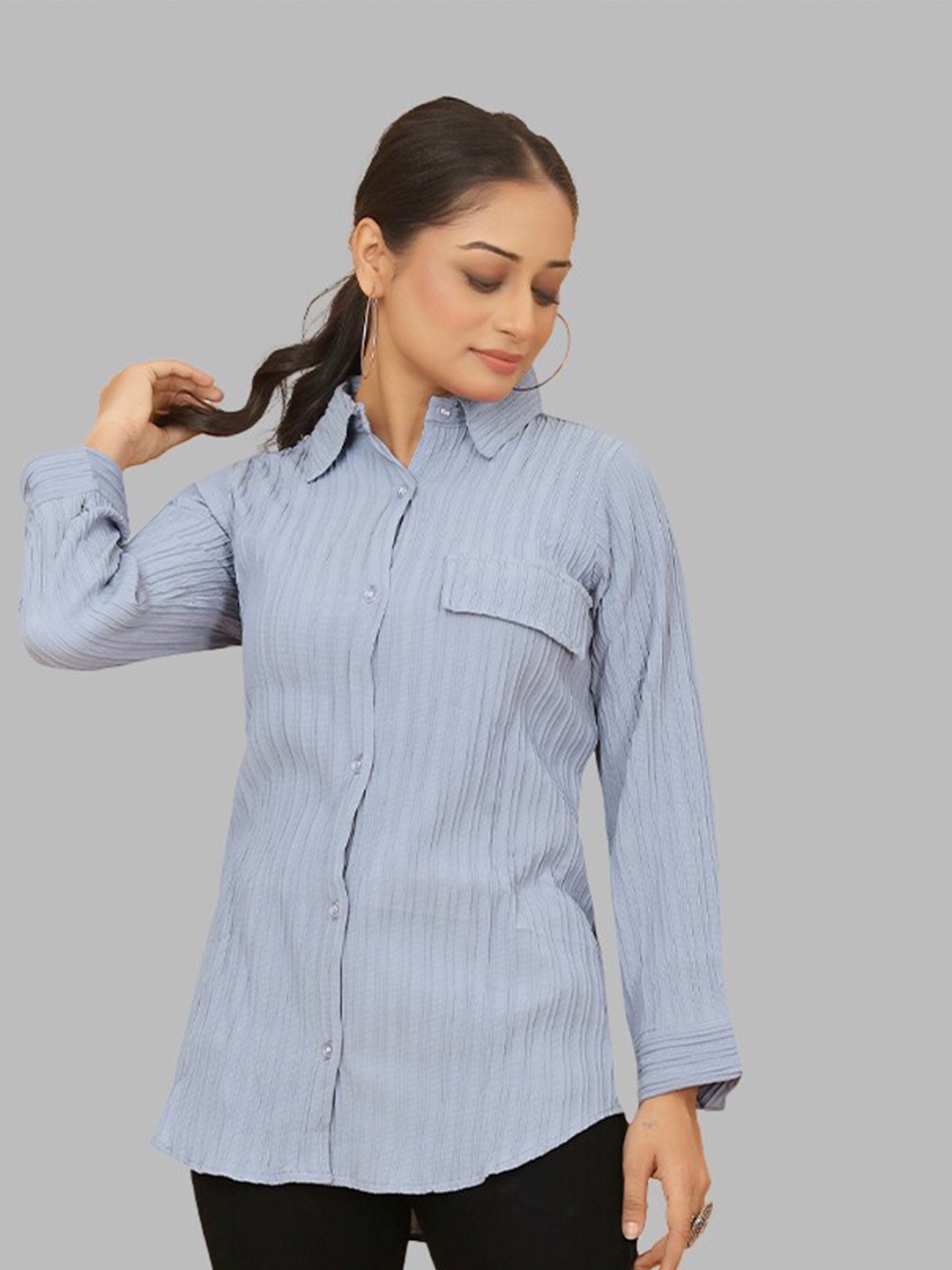 

PEACH PIPER Classic Vertical Stripes Self Design Casual Shirt, Blue