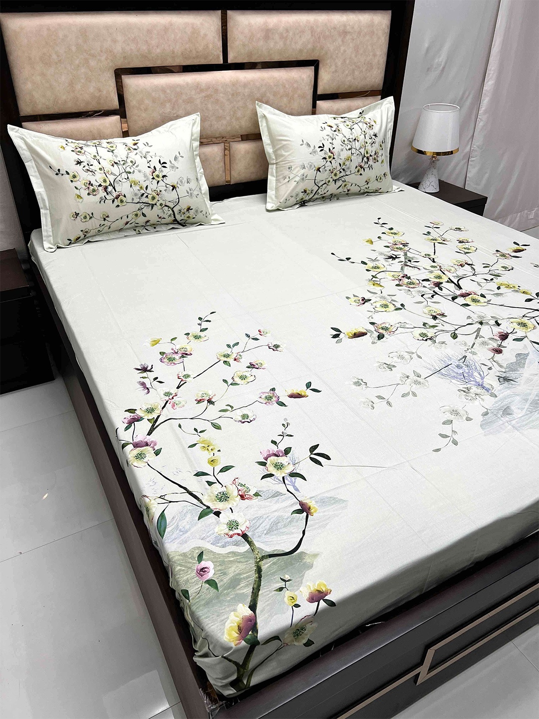 Pure Decor Majestic Cream & Brown Pure Cotton 500TC Floral King Bedsheet & 2 Pillow Covers